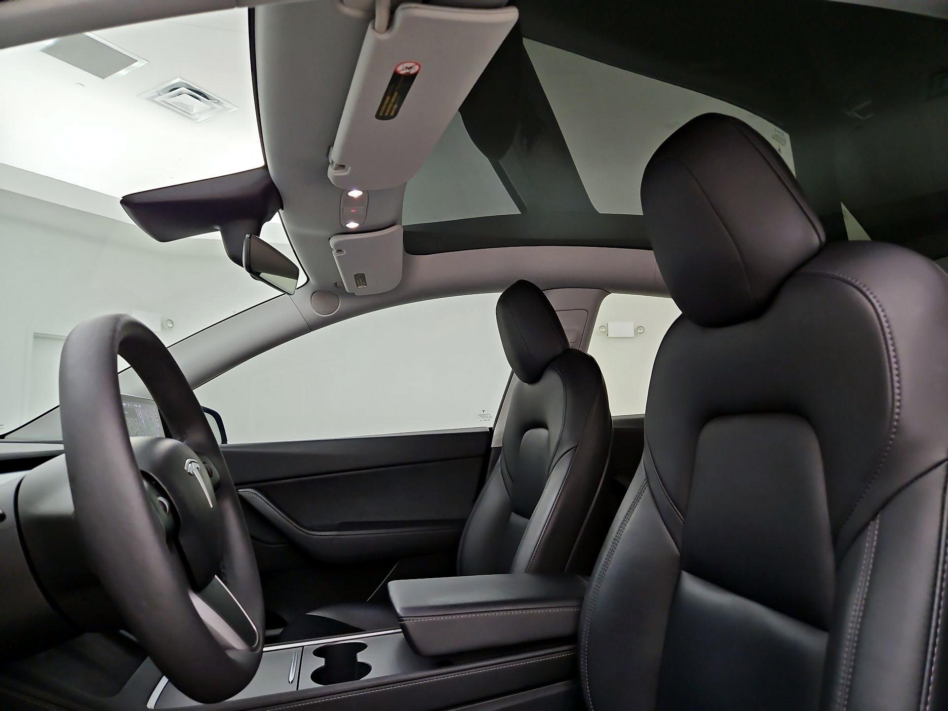 Thumbnail: 2021 Tesla Model Y - 18