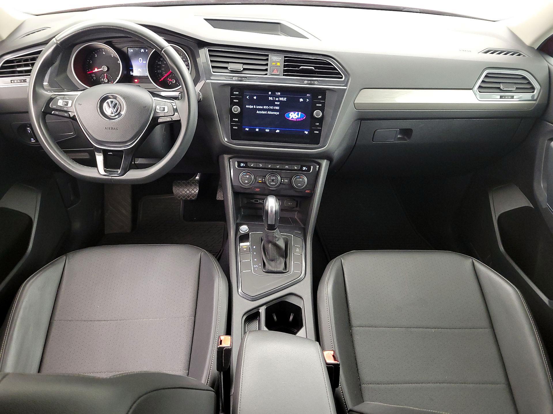 Thumbnail: 2020 Volkswagen Tiguan - 9