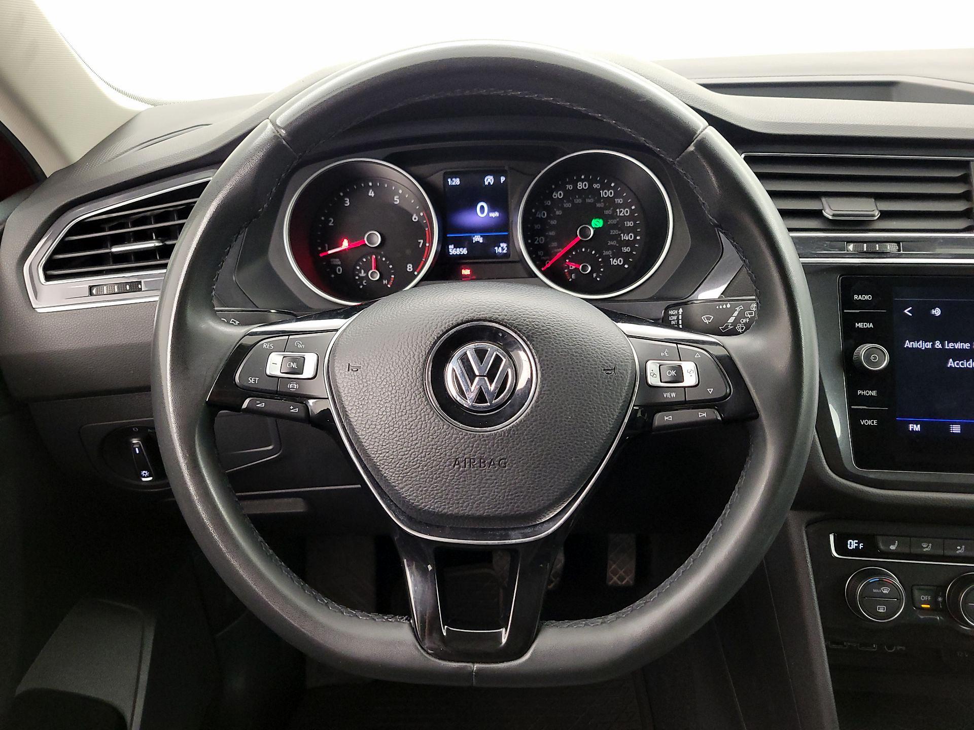 Thumbnail: 2020 Volkswagen Tiguan - 10