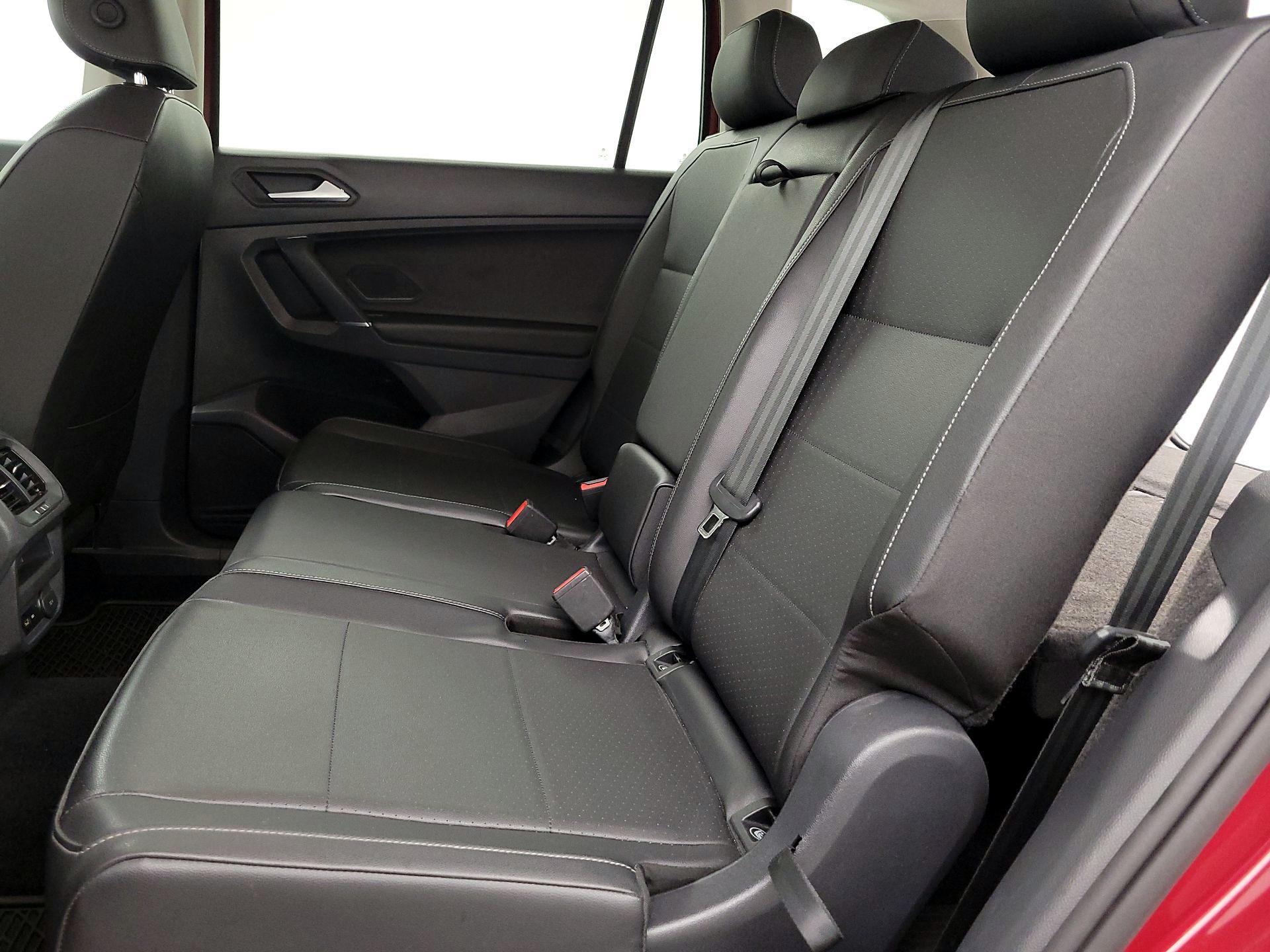 Thumbnail: 2020 Volkswagen Tiguan - 19