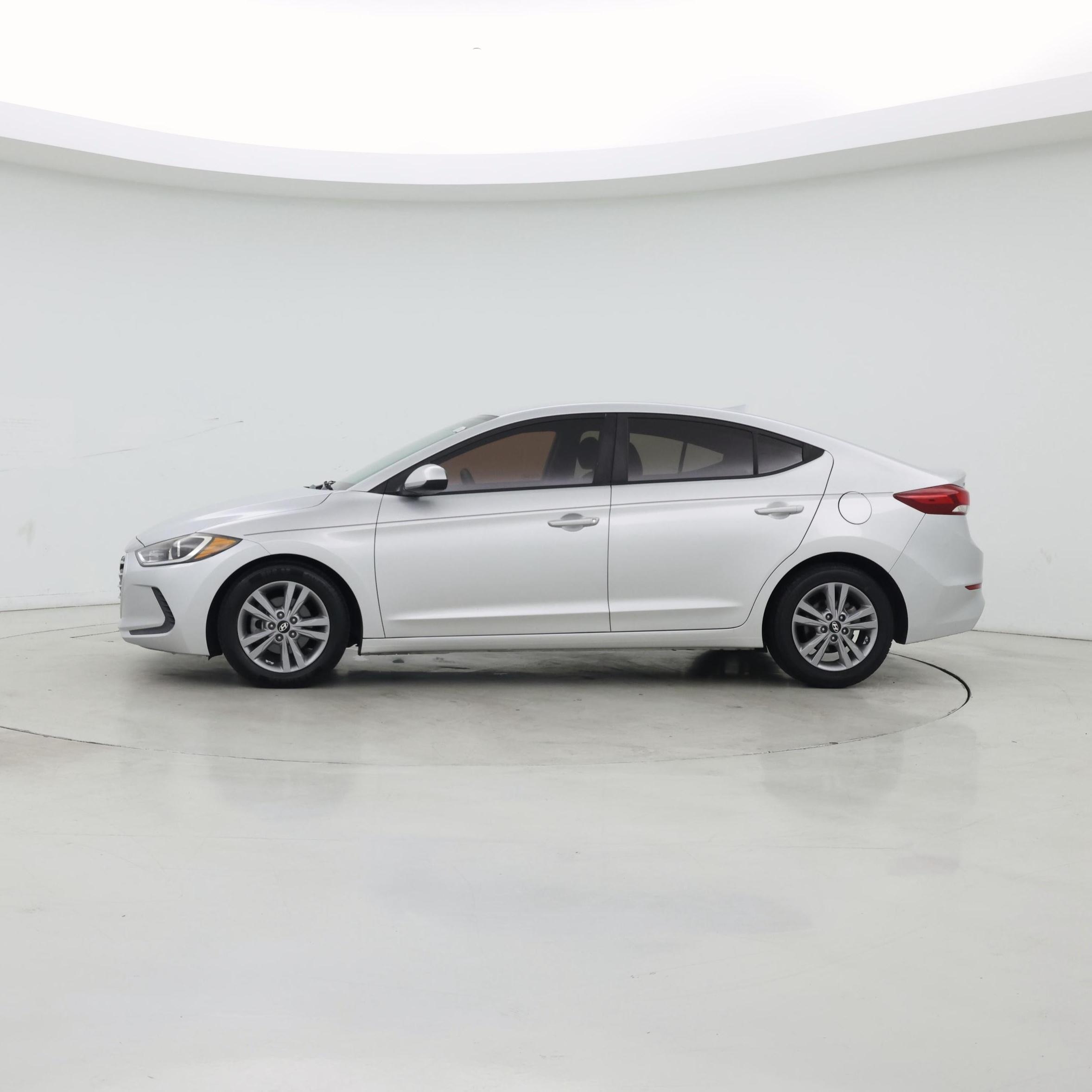 Thumbnail: 2018 Hyundai Elantra - 3