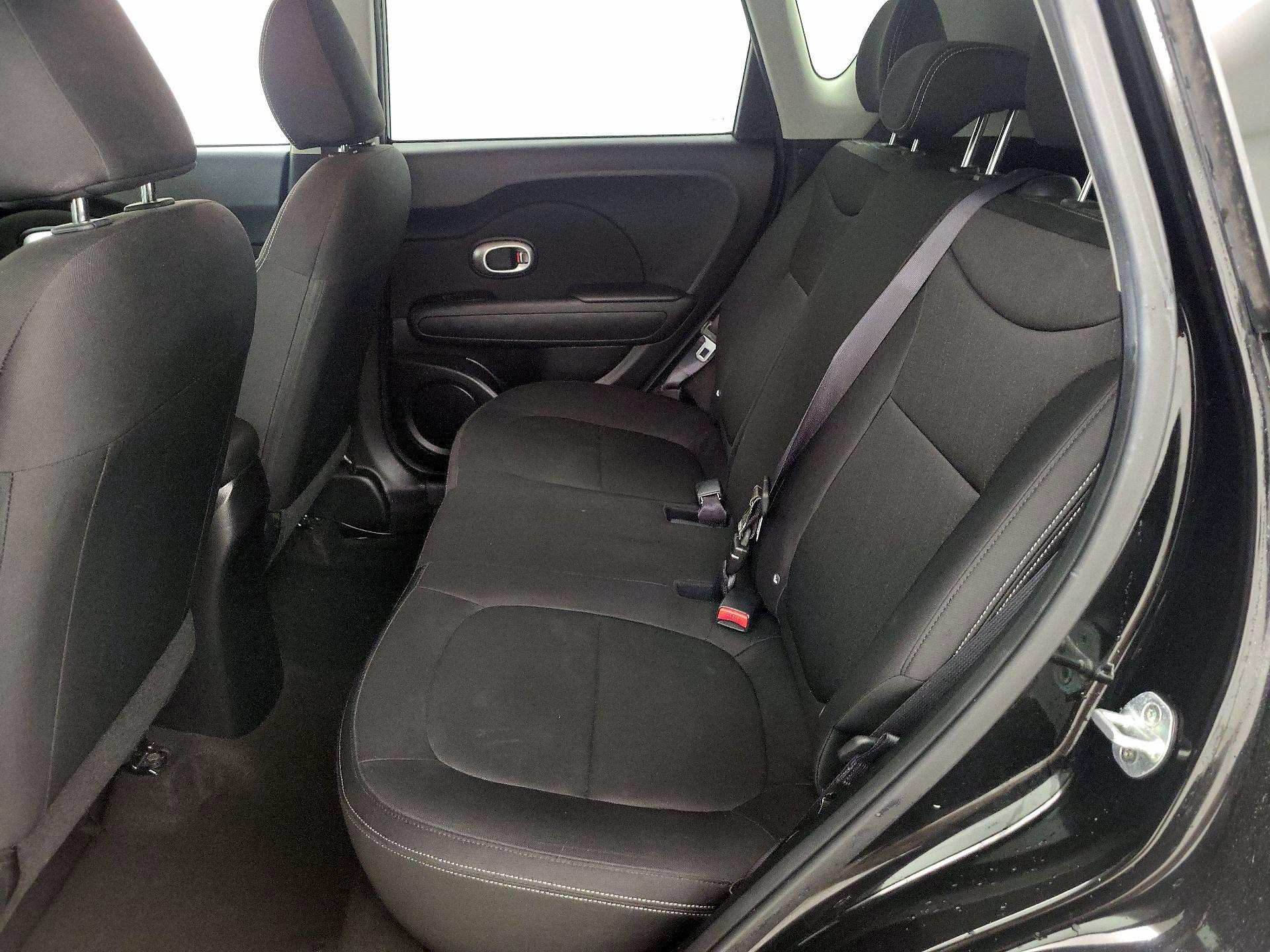 Thumbnail: 2015 Kia Soul - 18