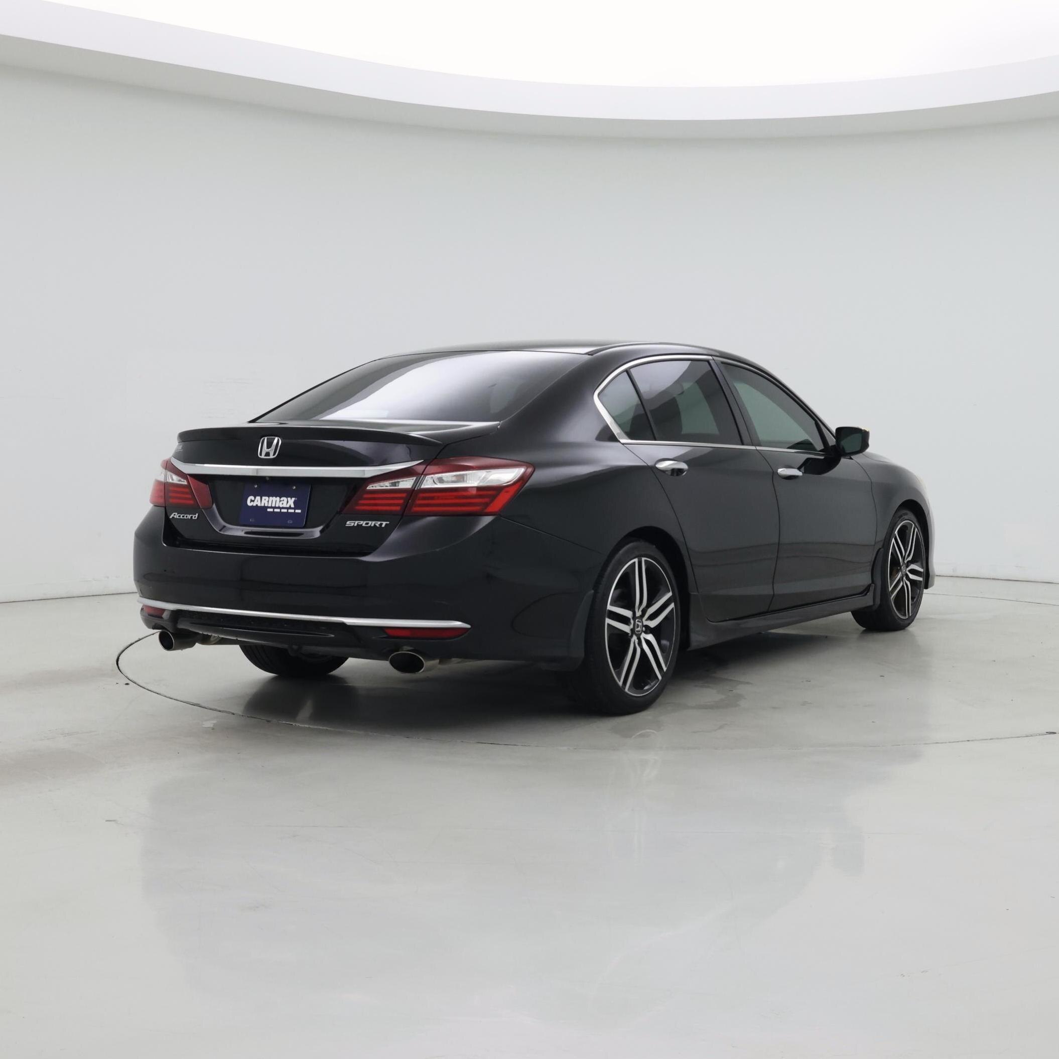 Thumbnail: 2016 Honda Accord - 8