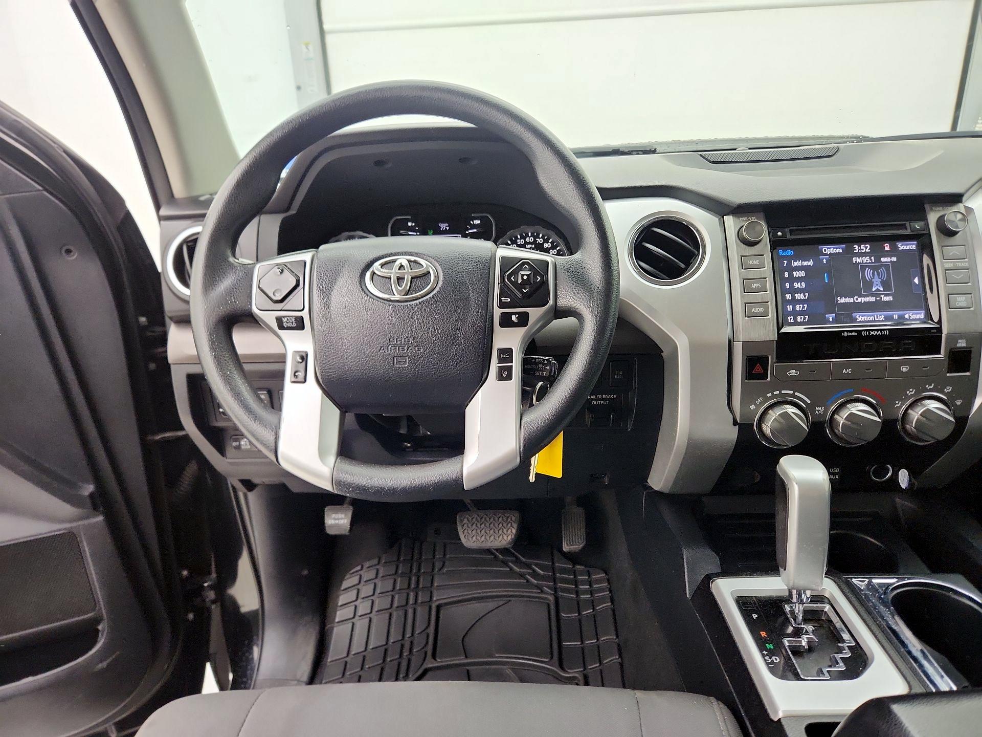 Thumbnail: 2018 Toyota Tundra - 10