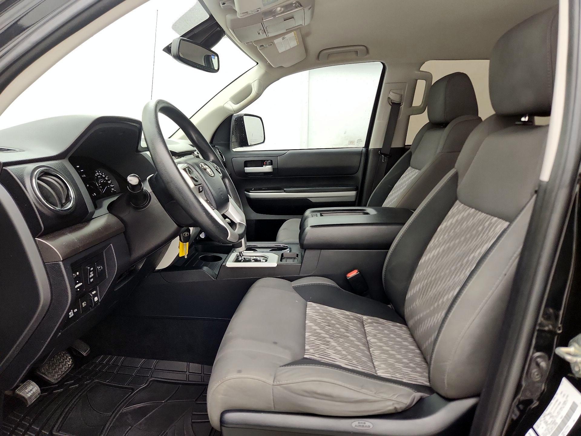 Thumbnail: 2018 Toyota Tundra - 11