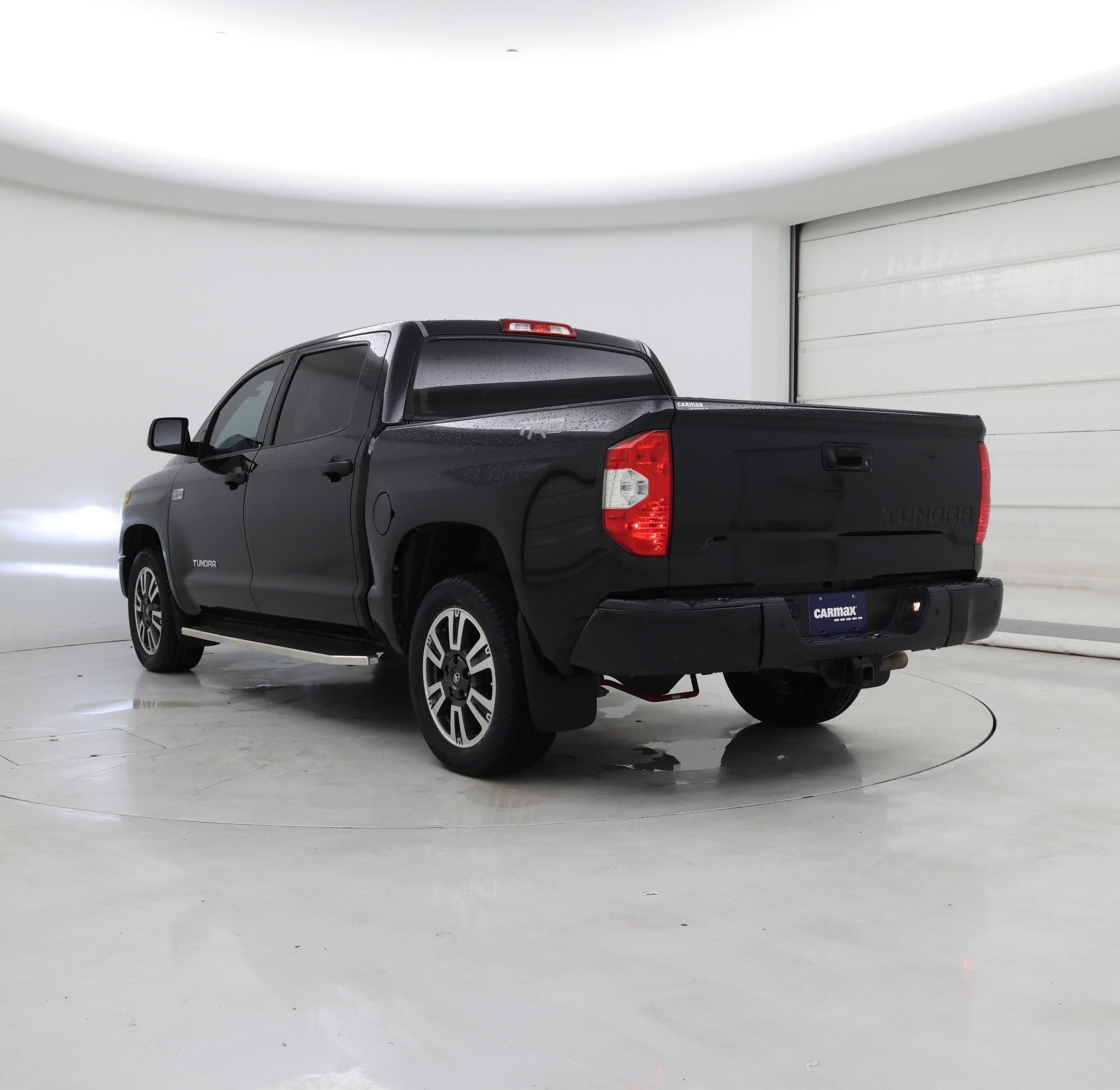 Thumbnail: 2018 Toyota Tundra - 2
