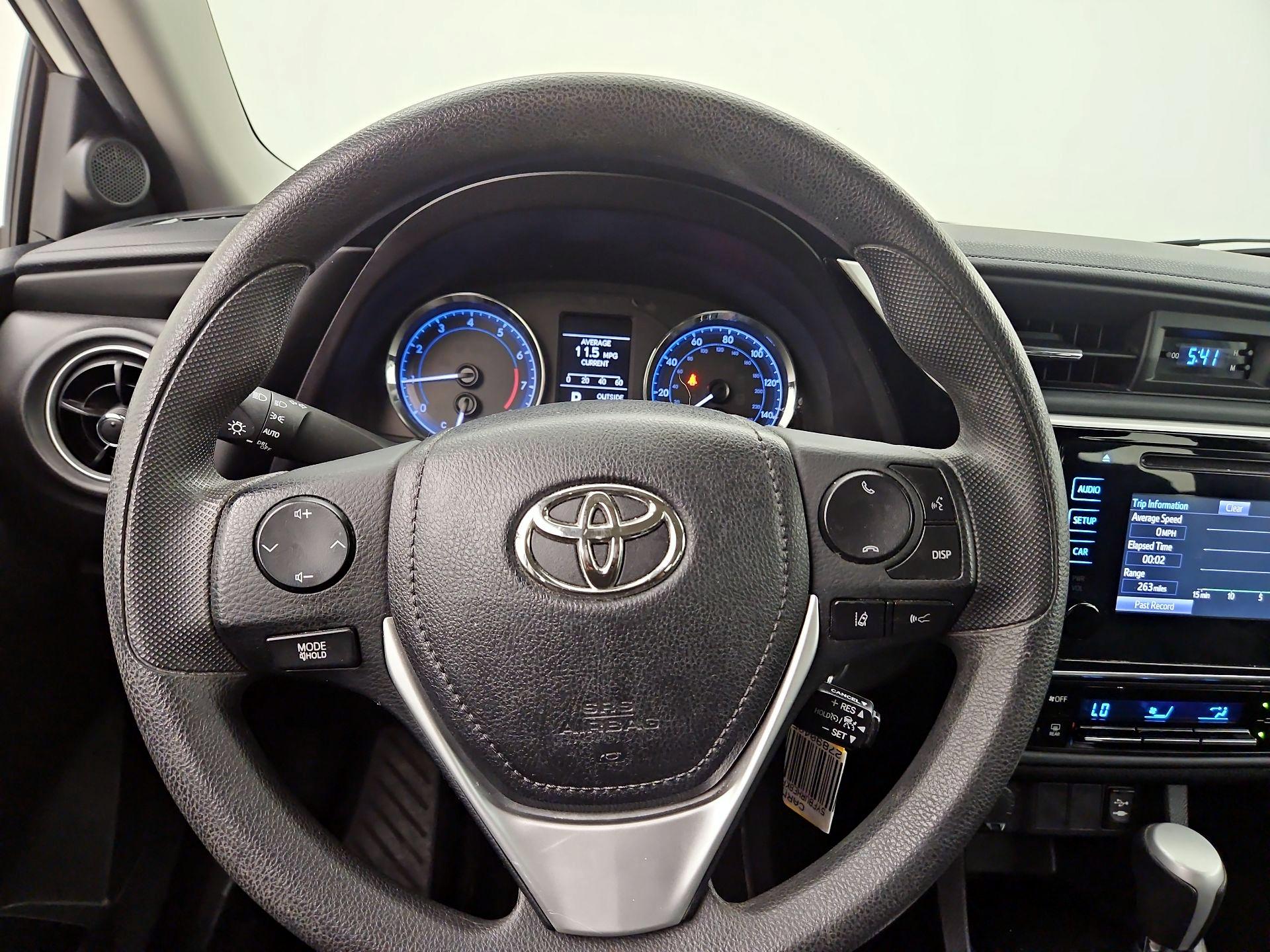 Thumbnail: 2019 Toyota Corolla - 10