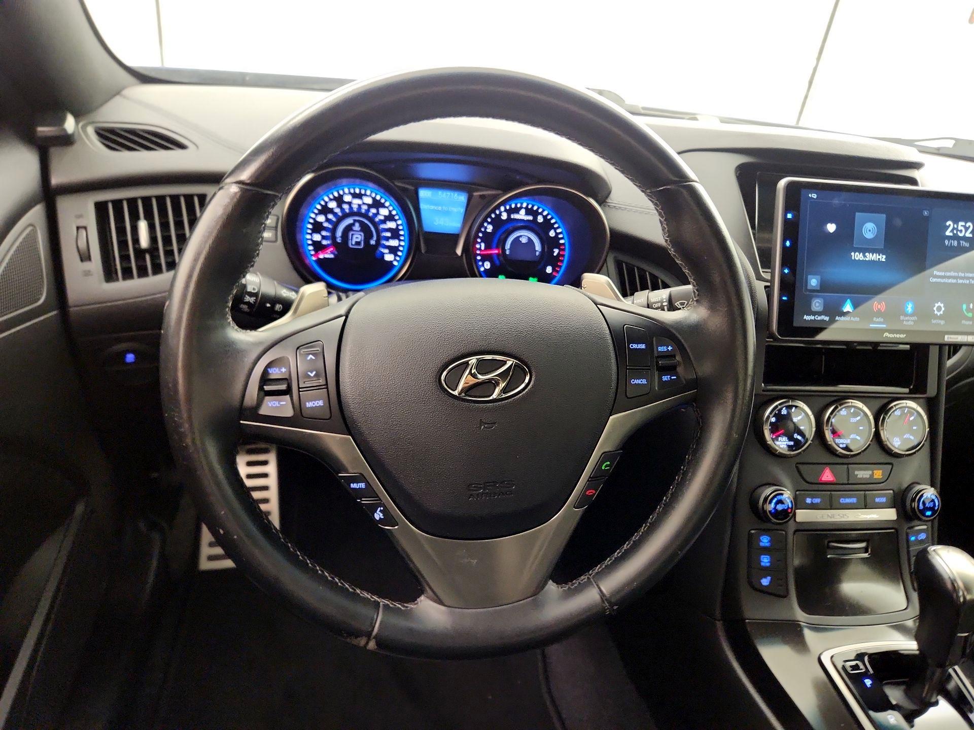 Thumbnail: 2015 Hyundai Genesis - 10