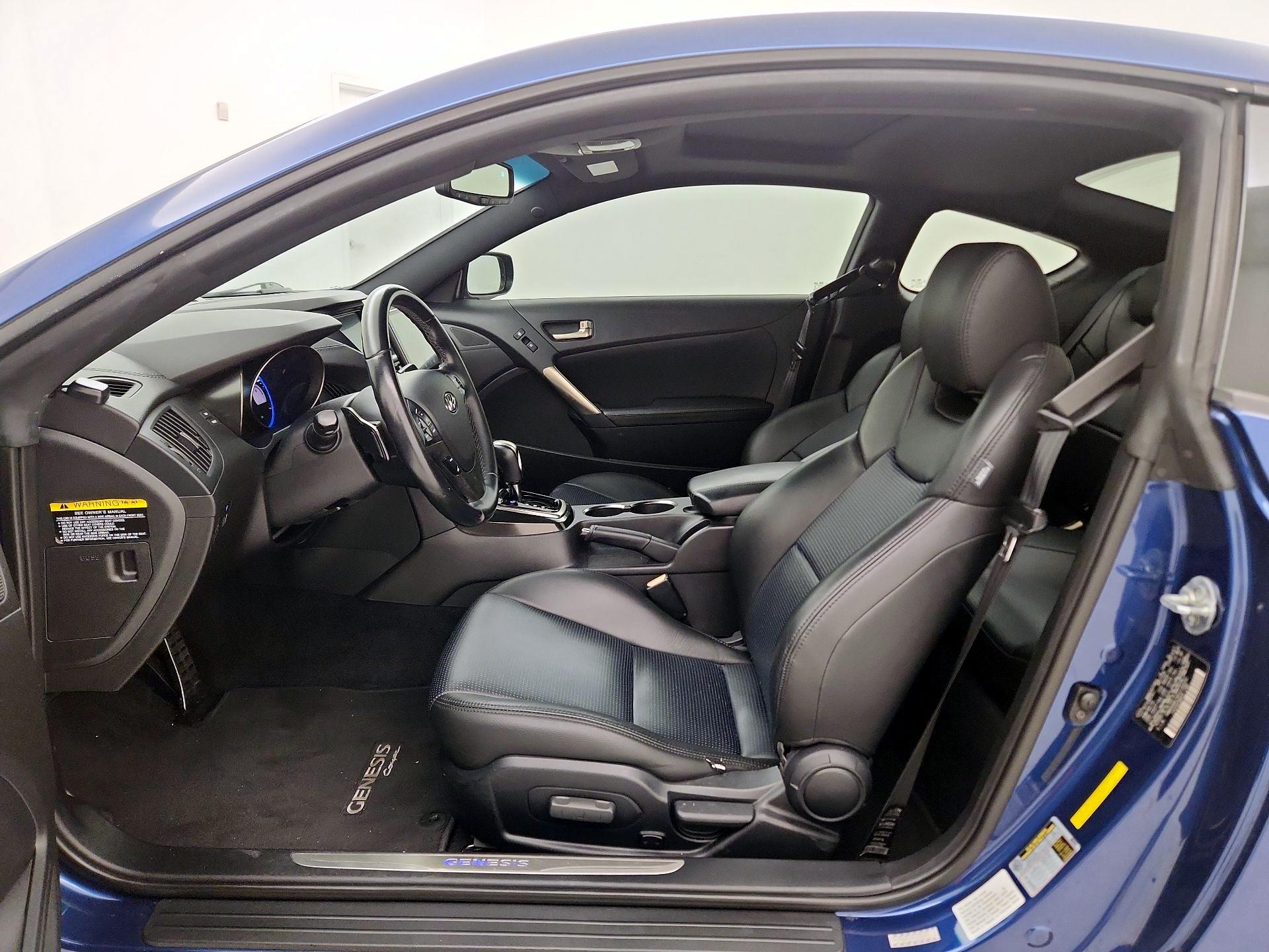 Thumbnail: 2015 Hyundai Genesis - 11