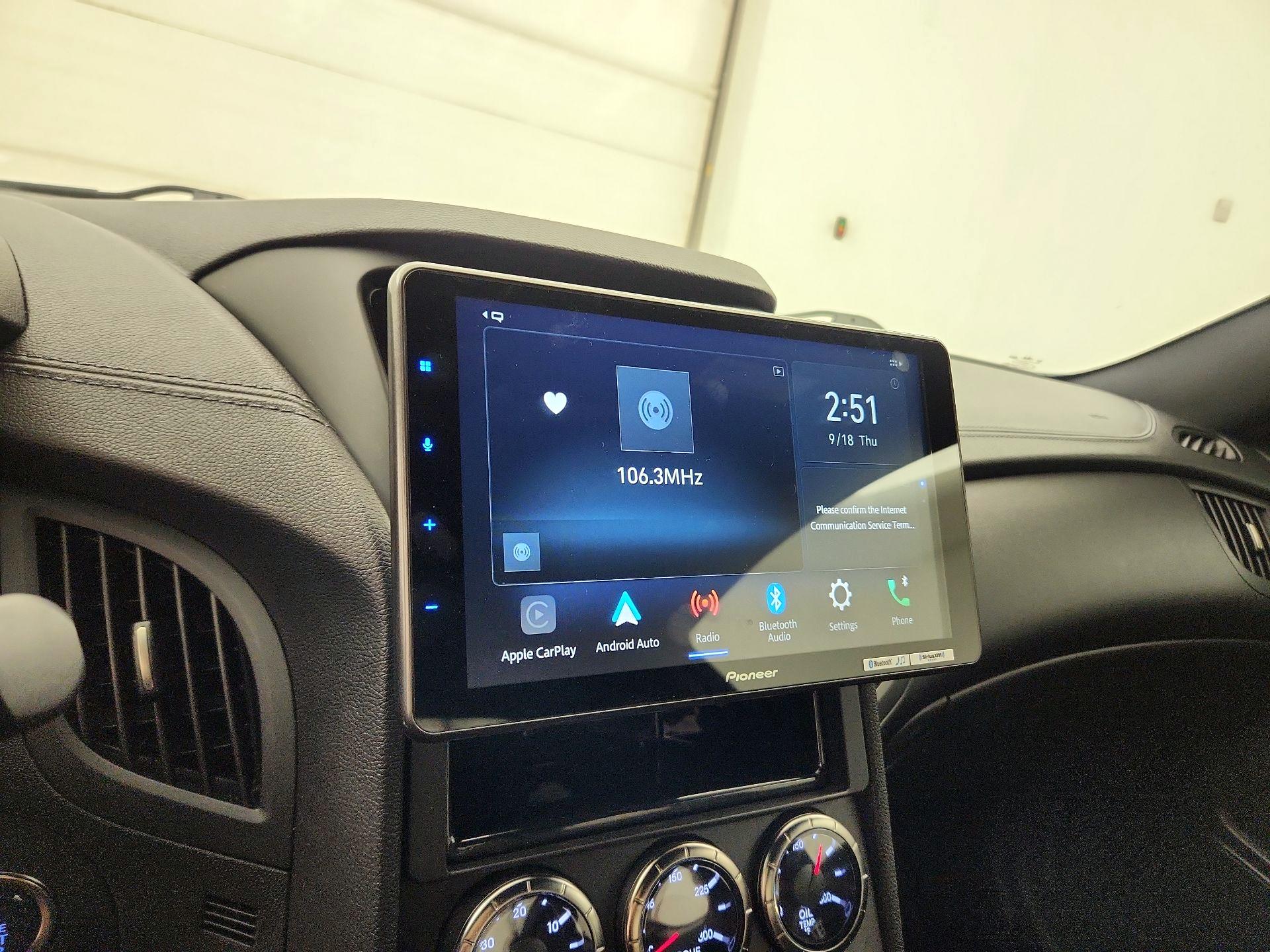 Thumbnail: 2015 Hyundai Genesis - 15