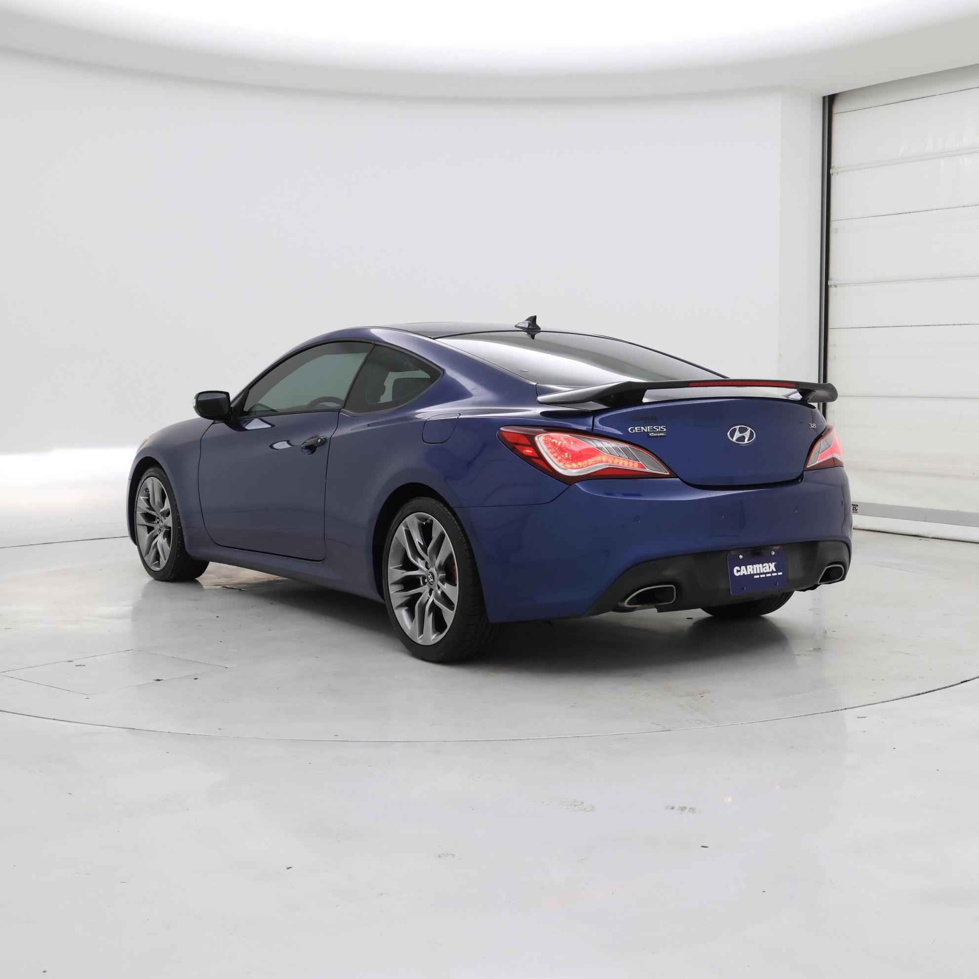 Thumbnail: 2015 Hyundai Genesis - 2