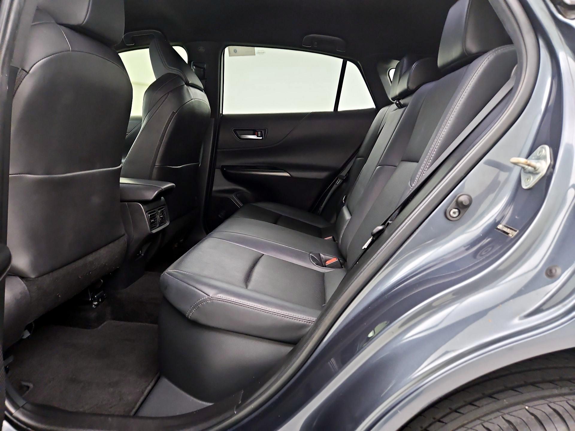 Thumbnail: 2021 Toyota Venza - 20