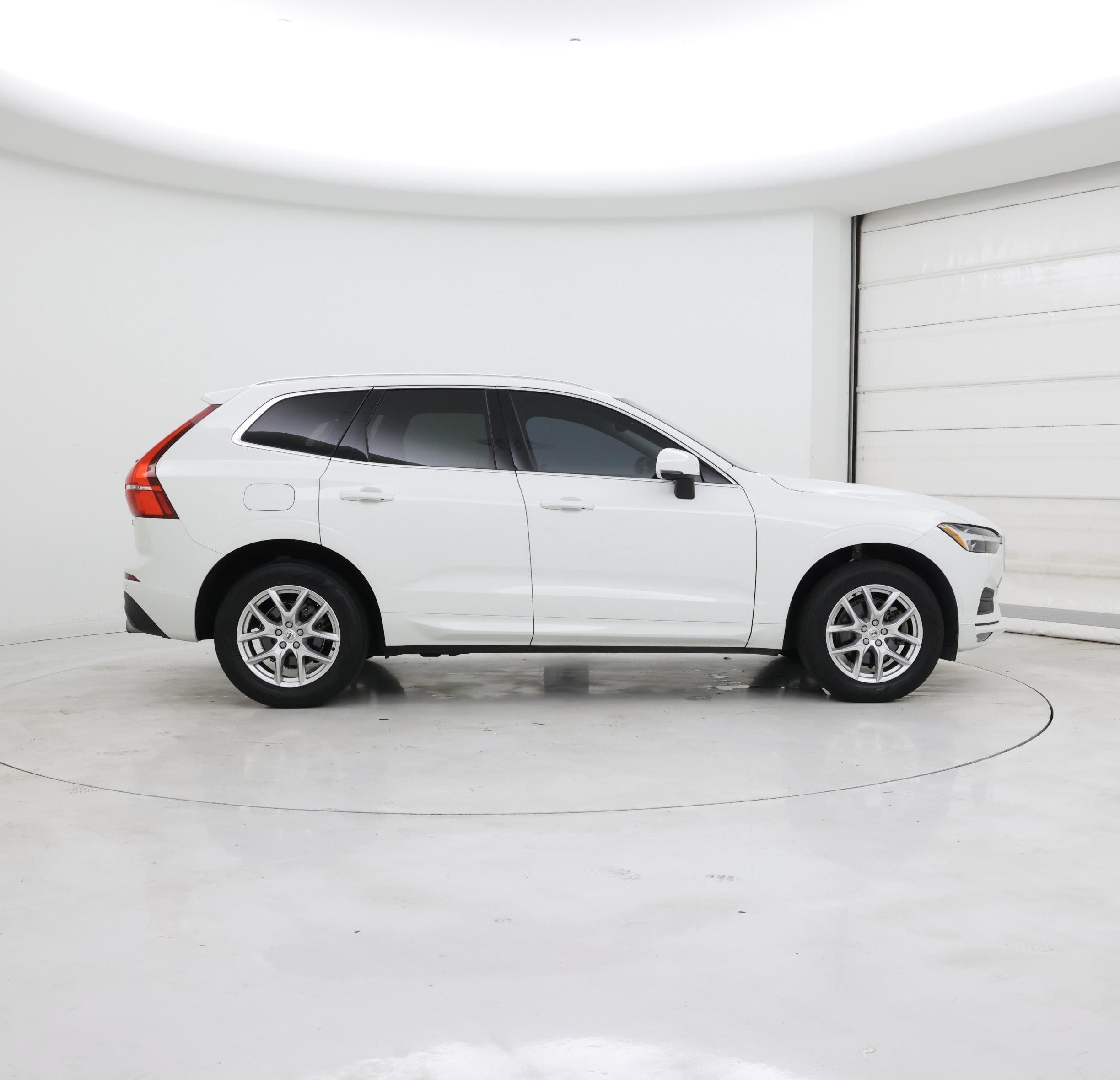 Thumbnail: 2021 Volvo XC60 - 7
