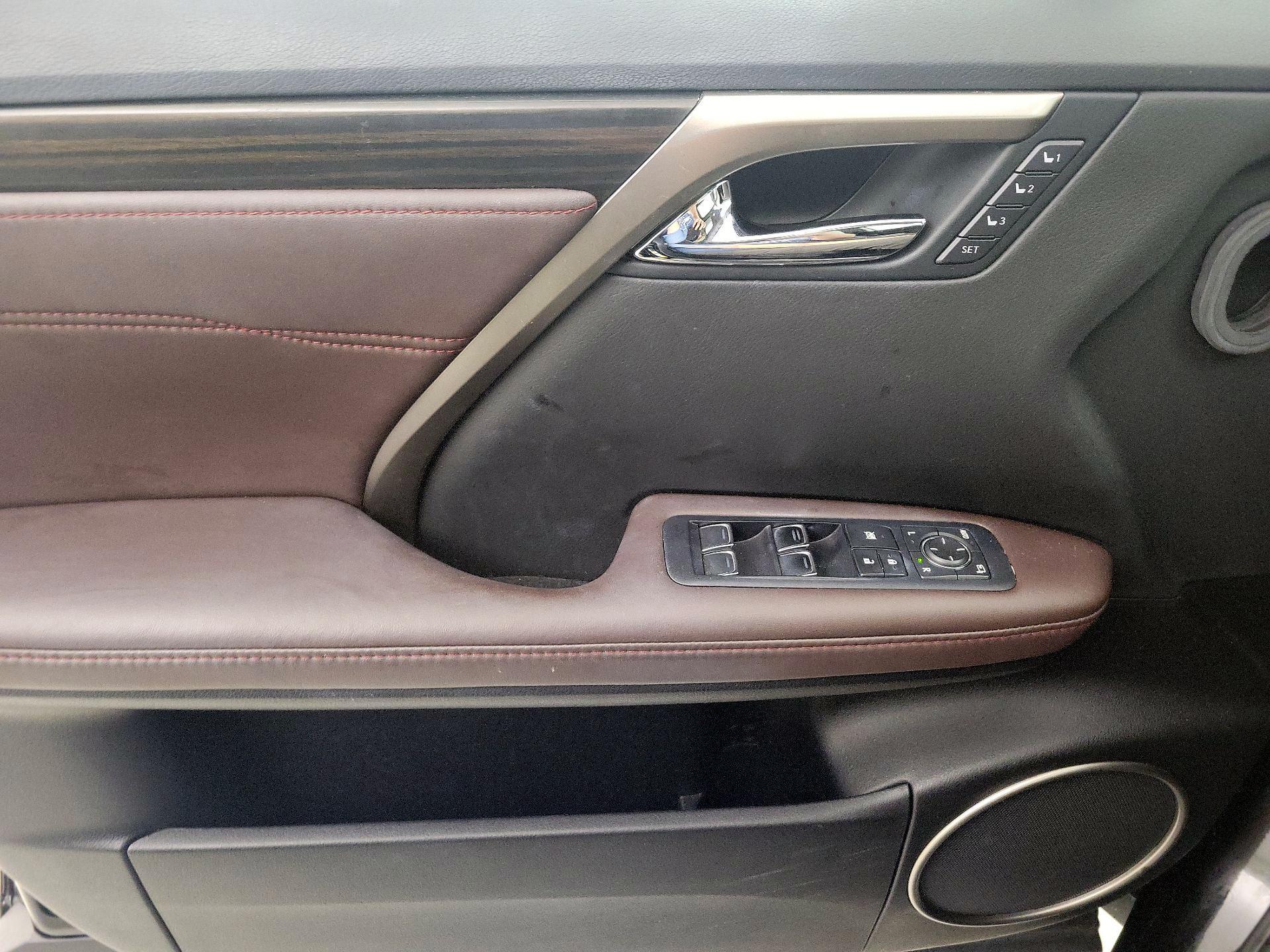 Thumbnail: 2016 Lexus RX - 12