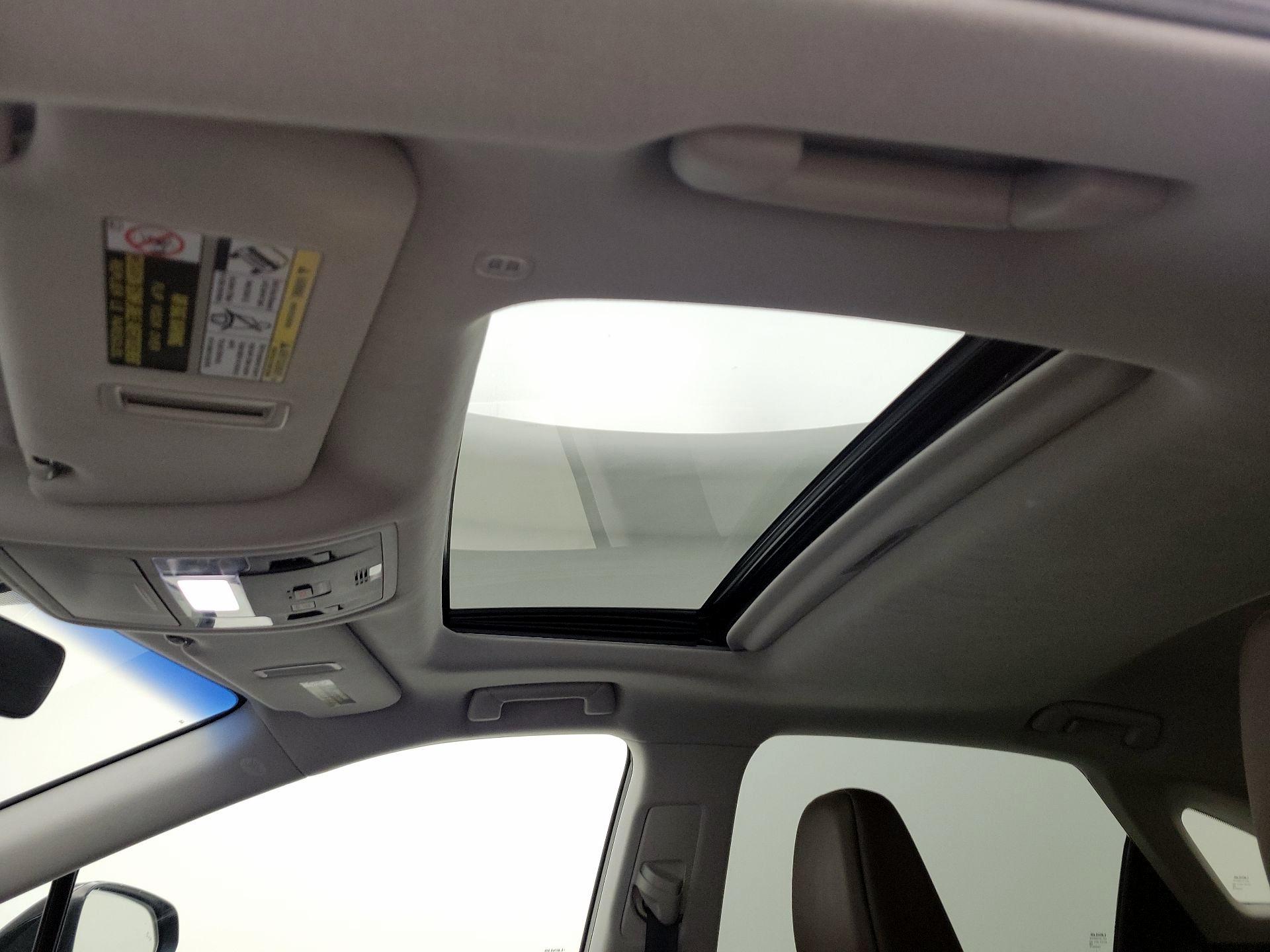 Thumbnail: 2016 Lexus RX - 19