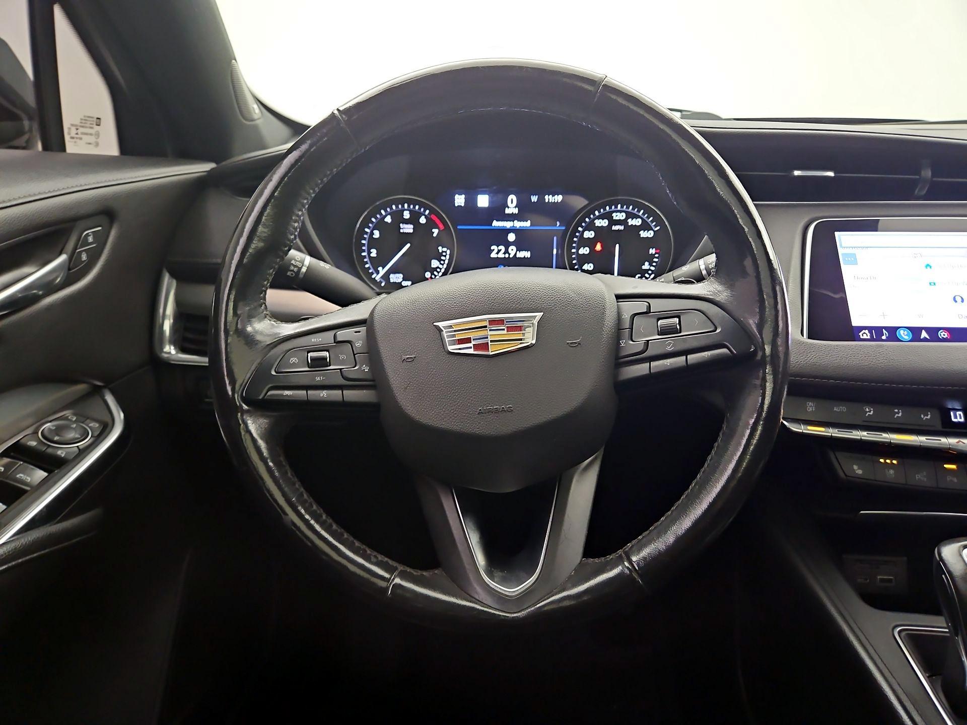 Thumbnail: 2019 Cadillac XT4 - 10