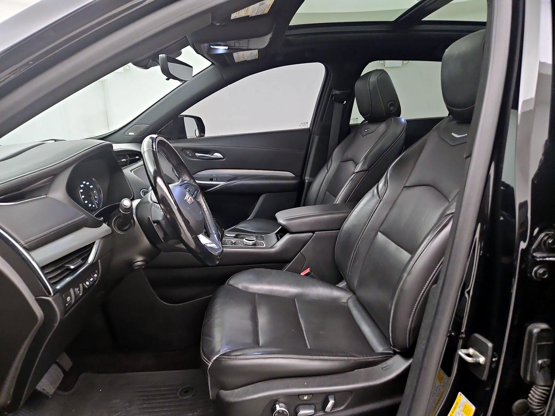 Thumbnail: 2019 Cadillac XT4 - 11