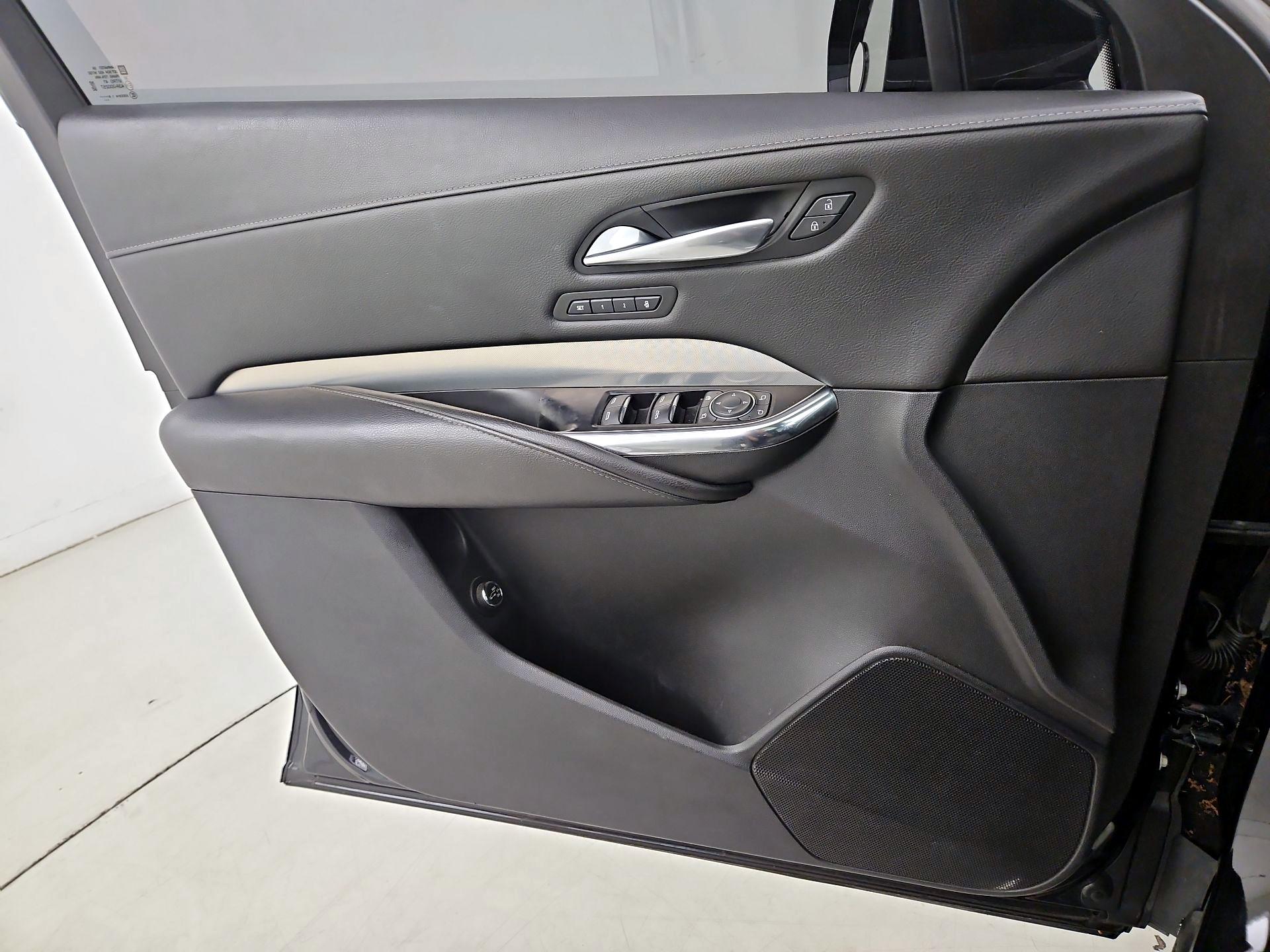 Thumbnail: 2019 Cadillac XT4 - 12