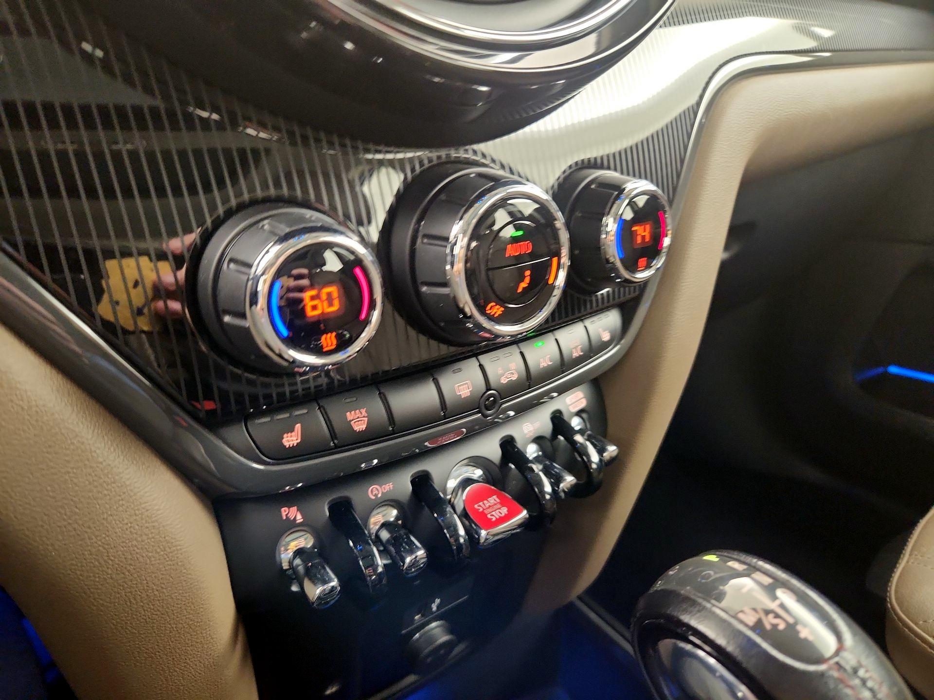 Thumbnail: 2019 MINI Cooper Countryman - 17