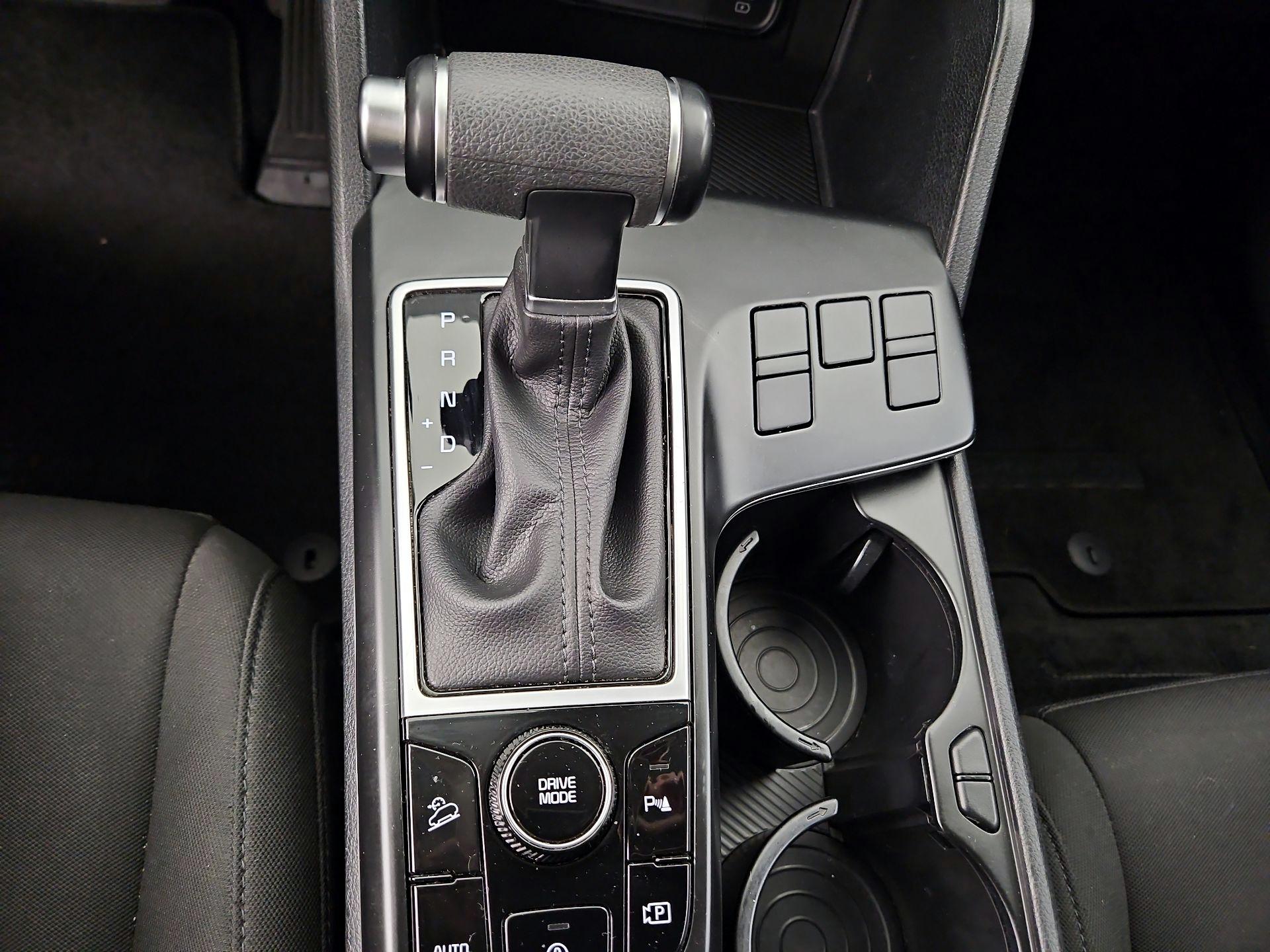 Thumbnail: 2023 Kia Sportage - 16