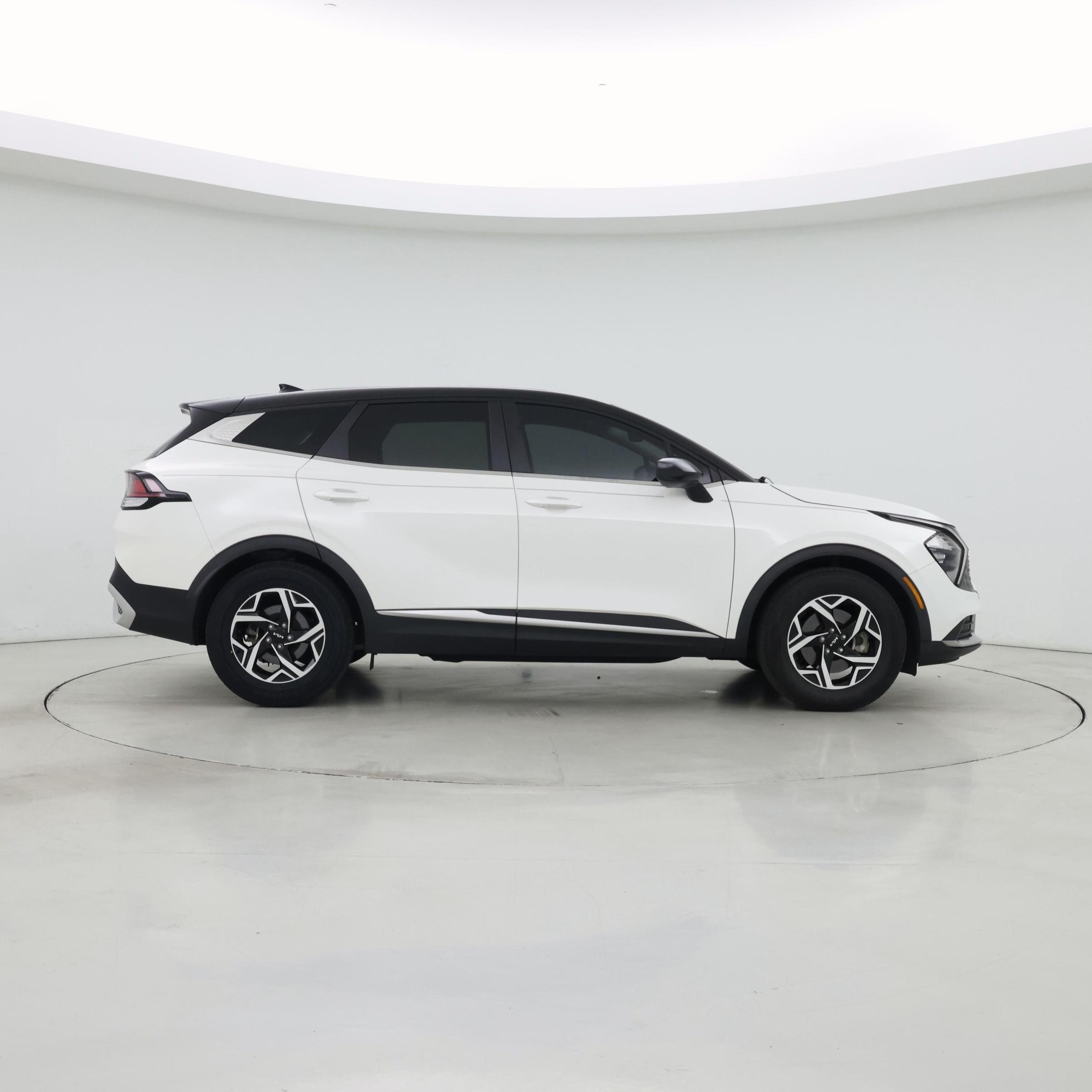 Thumbnail: 2023 Kia Sportage - 7