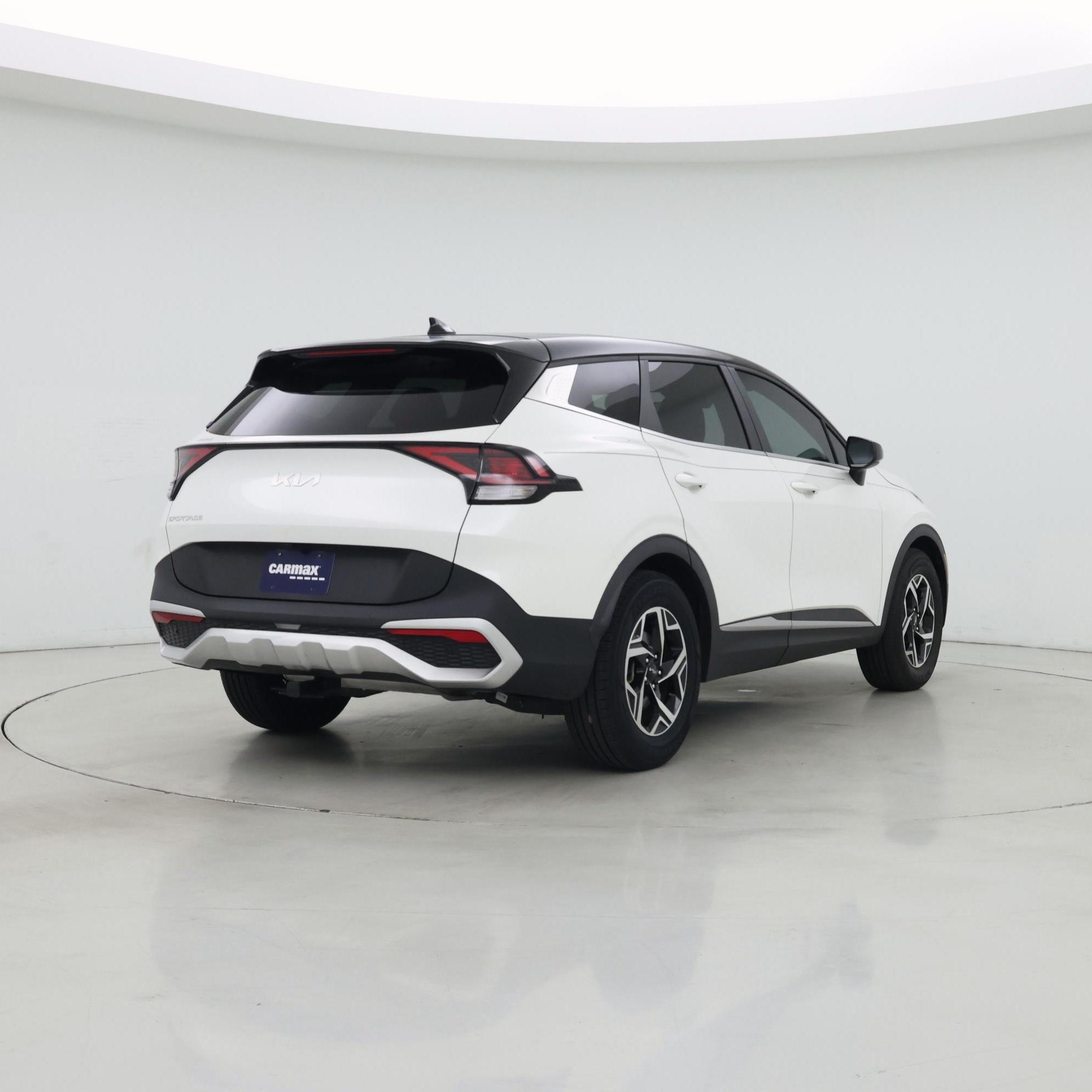 Thumbnail: 2023 Kia Sportage - 8