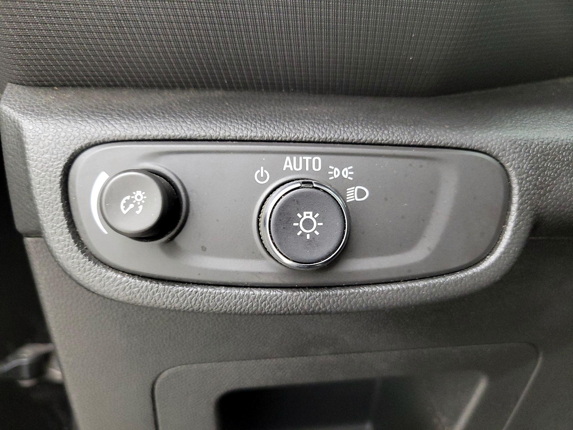 Thumbnail: 2022 Chevrolet TrailBlazer - 13