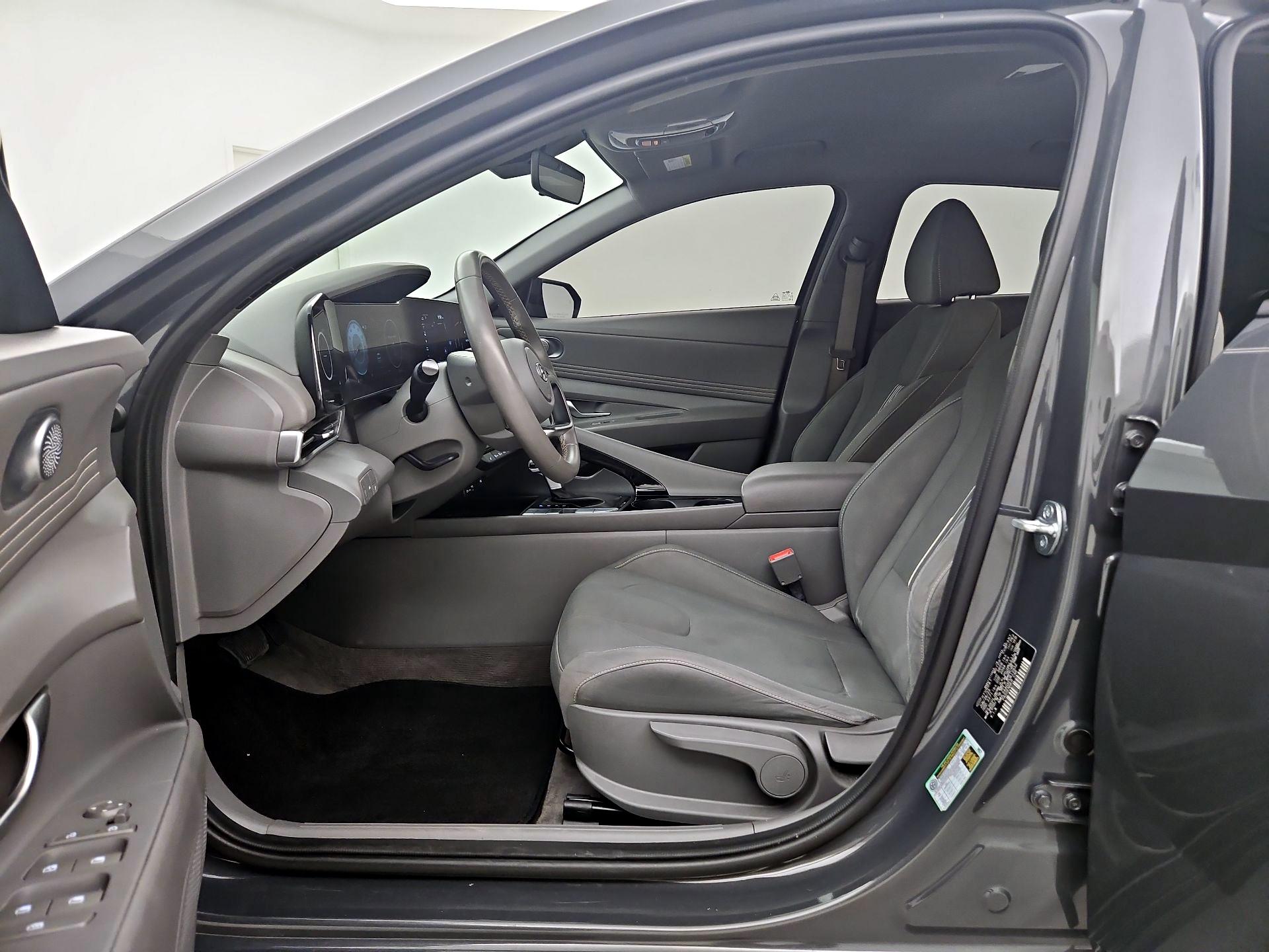 Thumbnail: 2023 Hyundai Elantra - 11