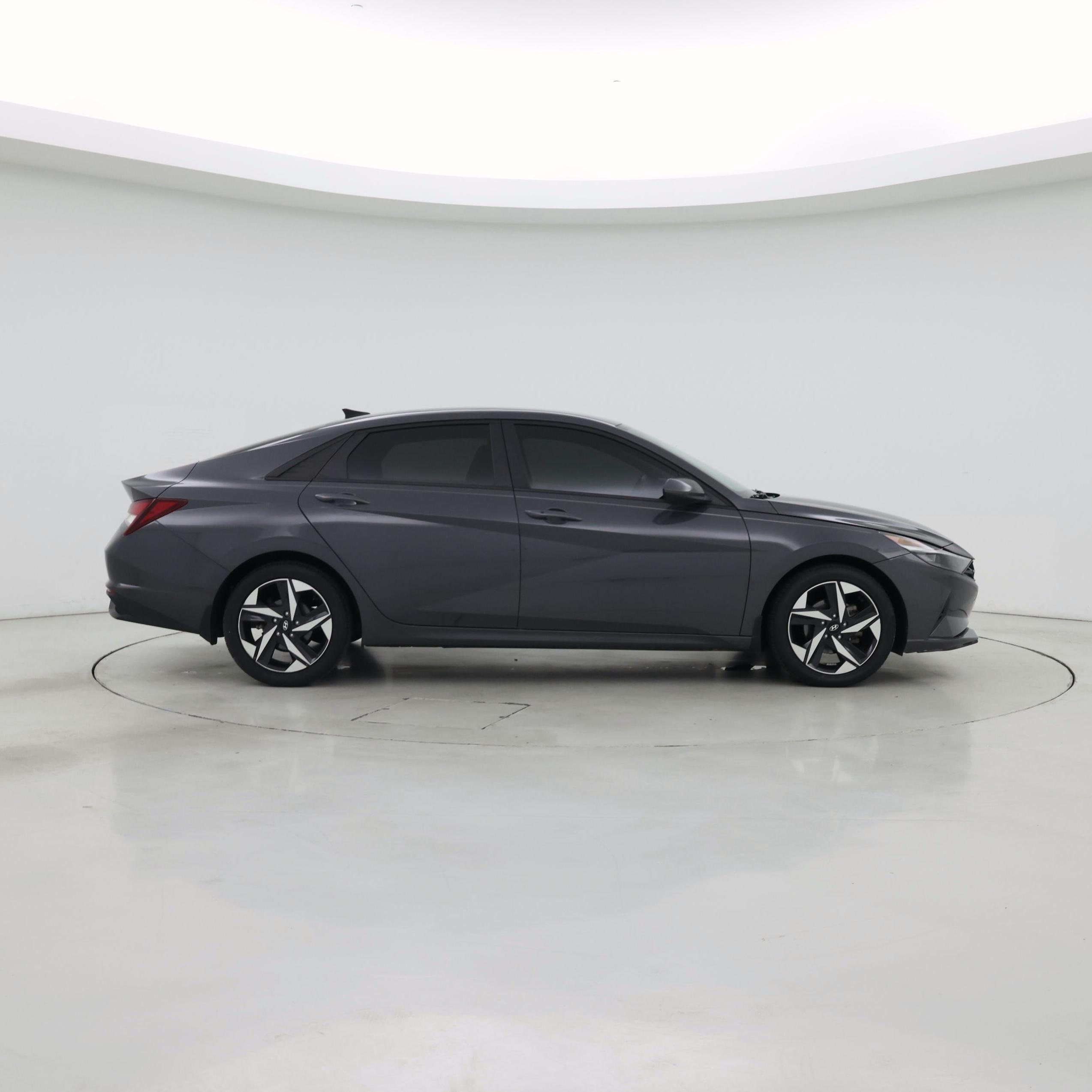Thumbnail: 2023 Hyundai Elantra - 7