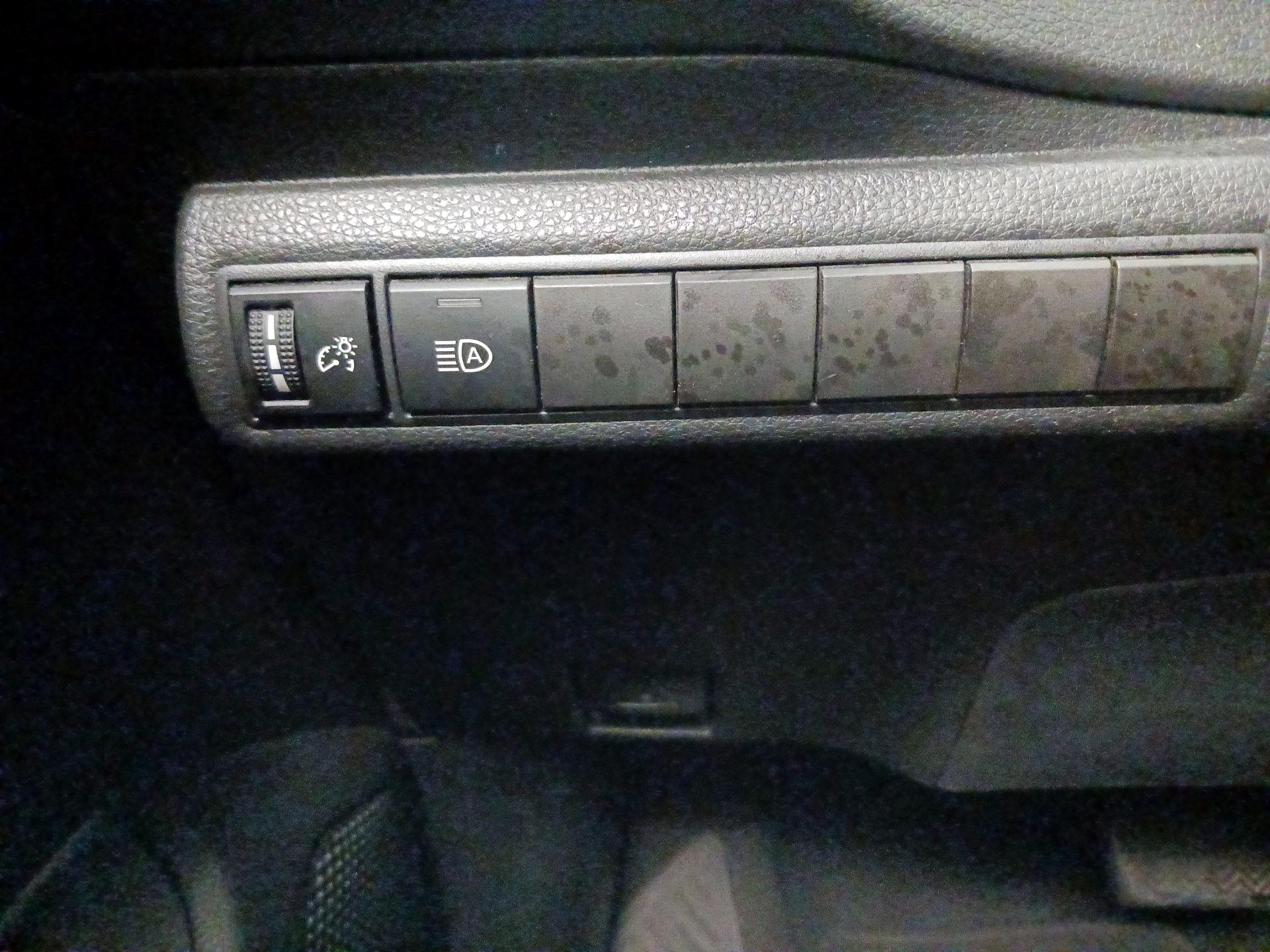 Thumbnail: 2024 Toyota Corolla - 13