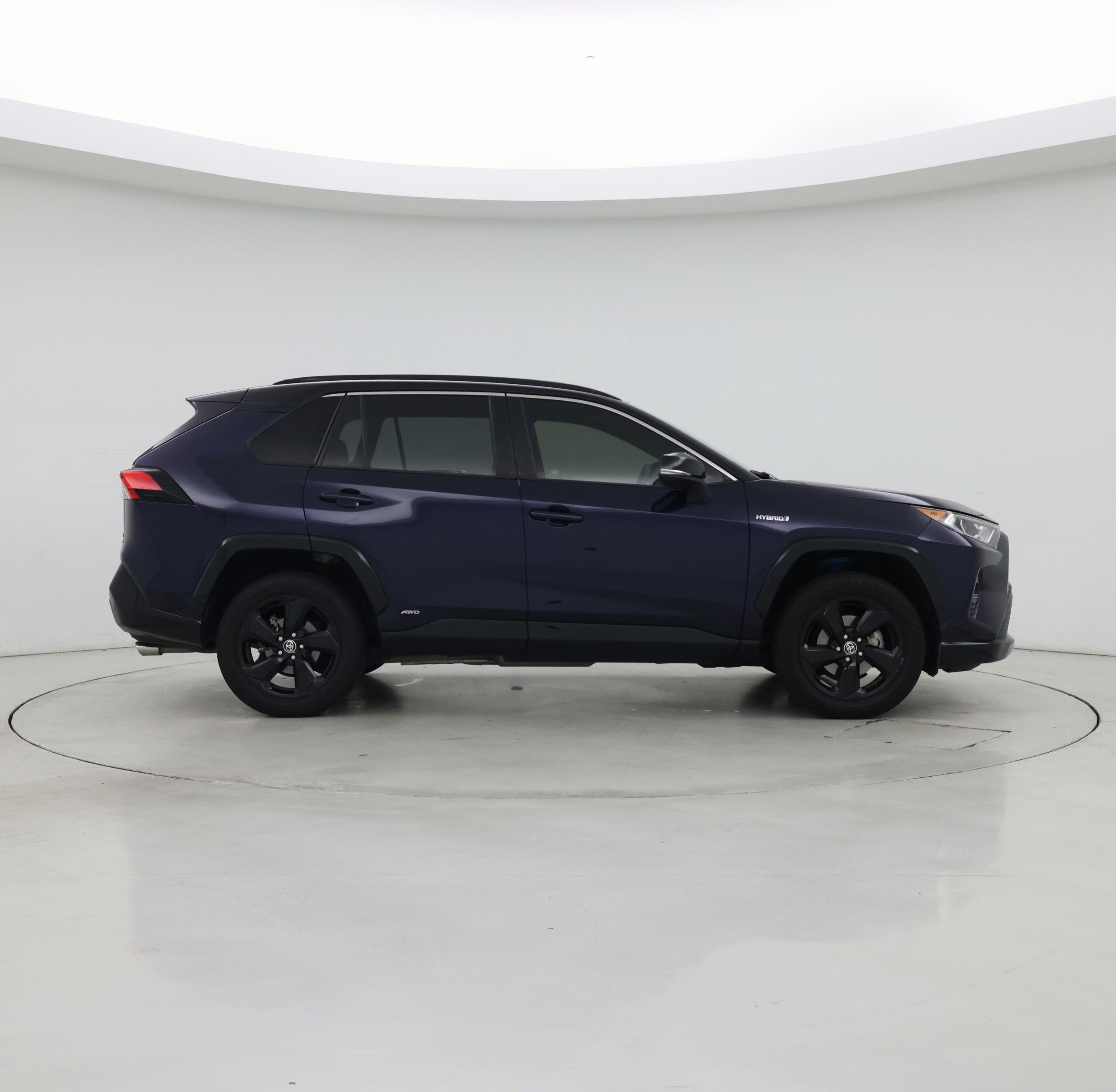 Thumbnail: 2020 Toyota RAV4 - 7