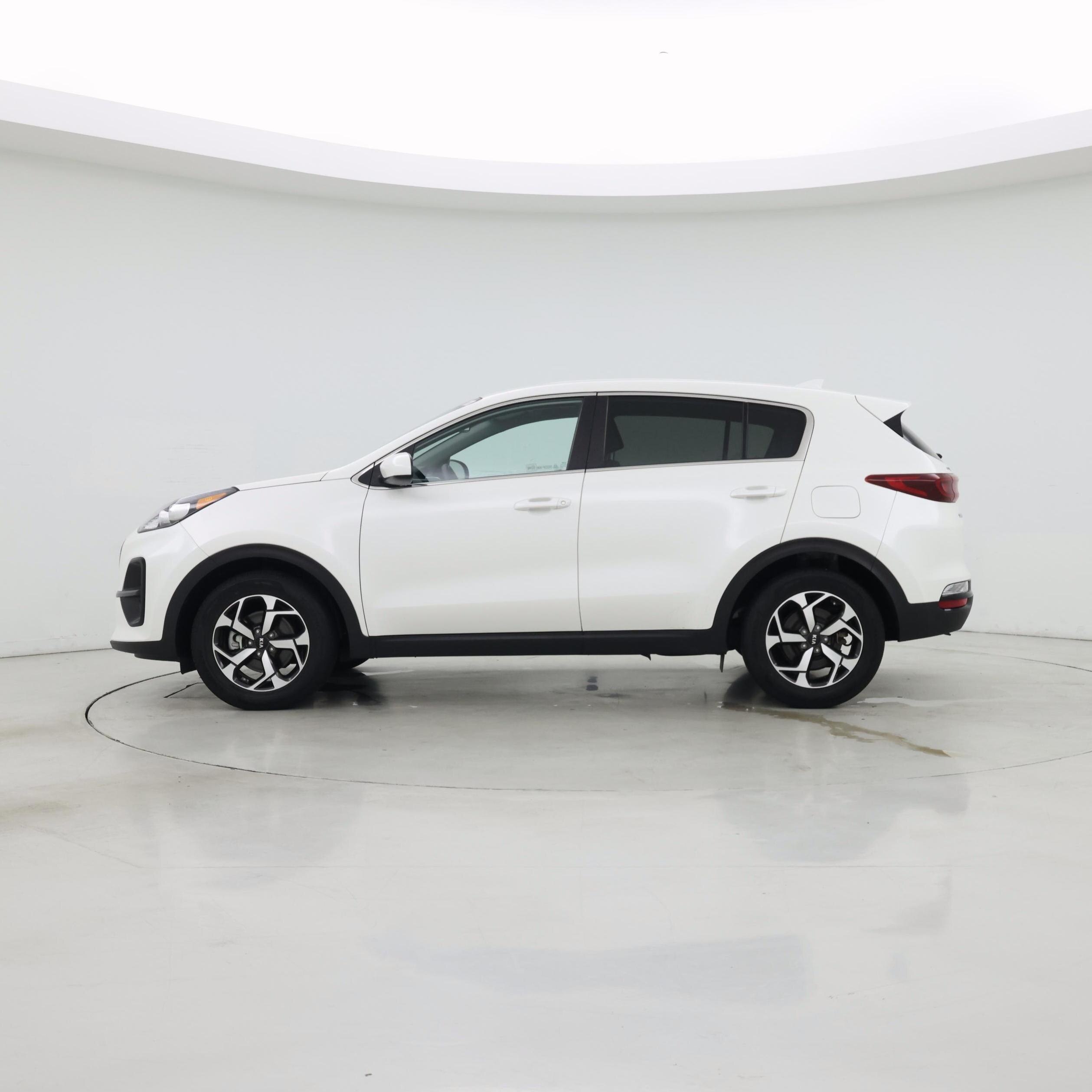 Thumbnail: 2022 Kia Sportage - 3