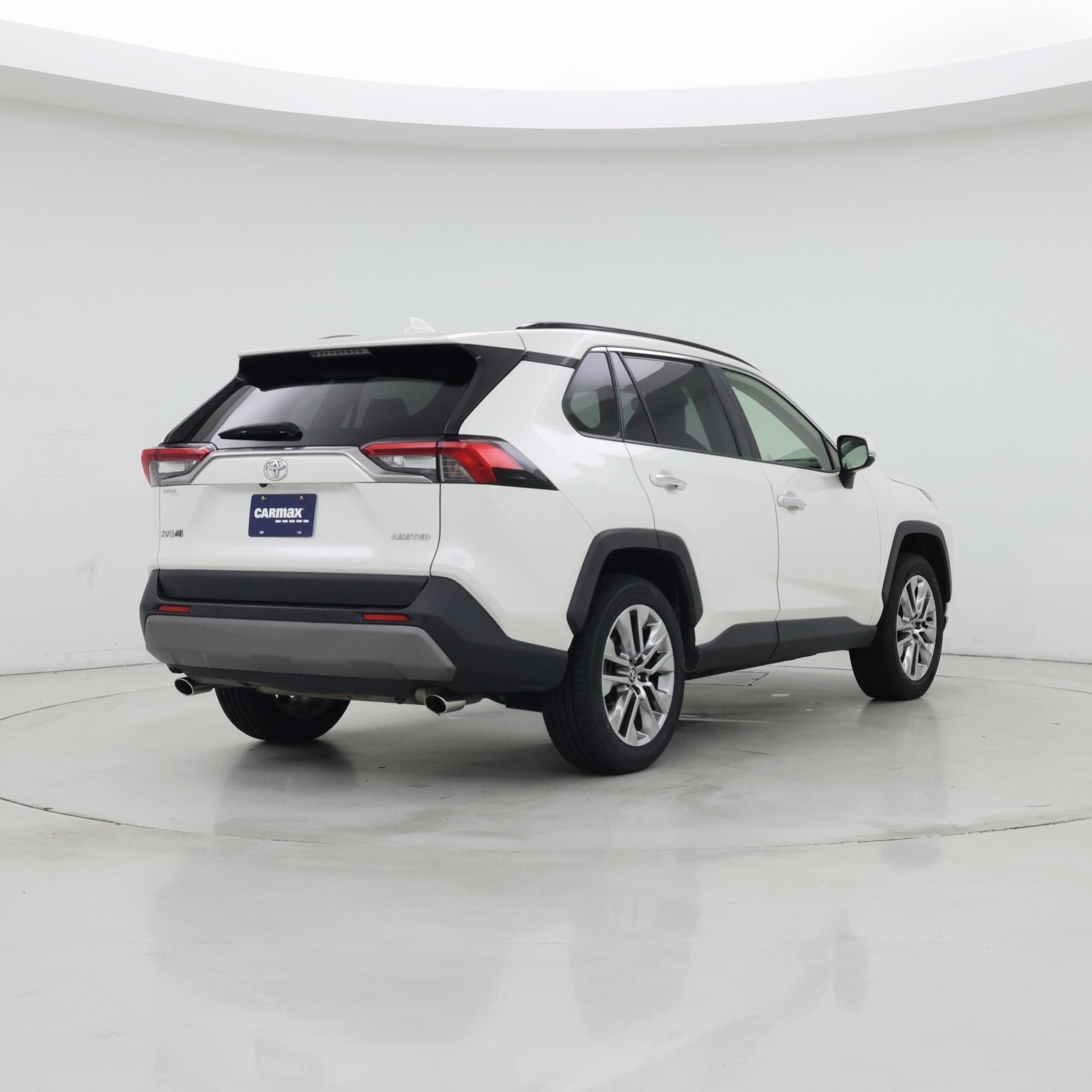 Thumbnail: 2020 Toyota RAV4 - 8