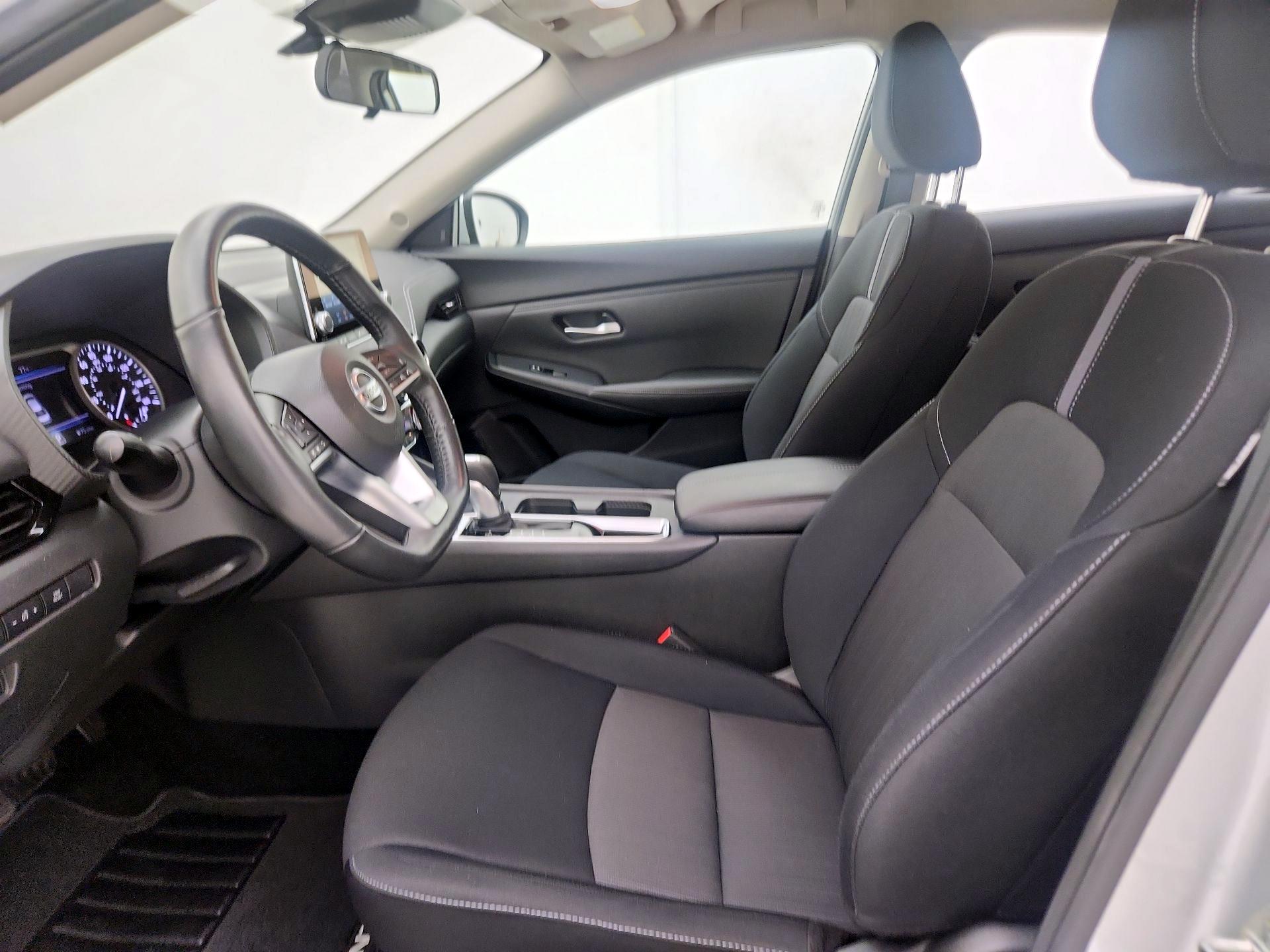 Thumbnail: 2023 Nissan Sentra - 11