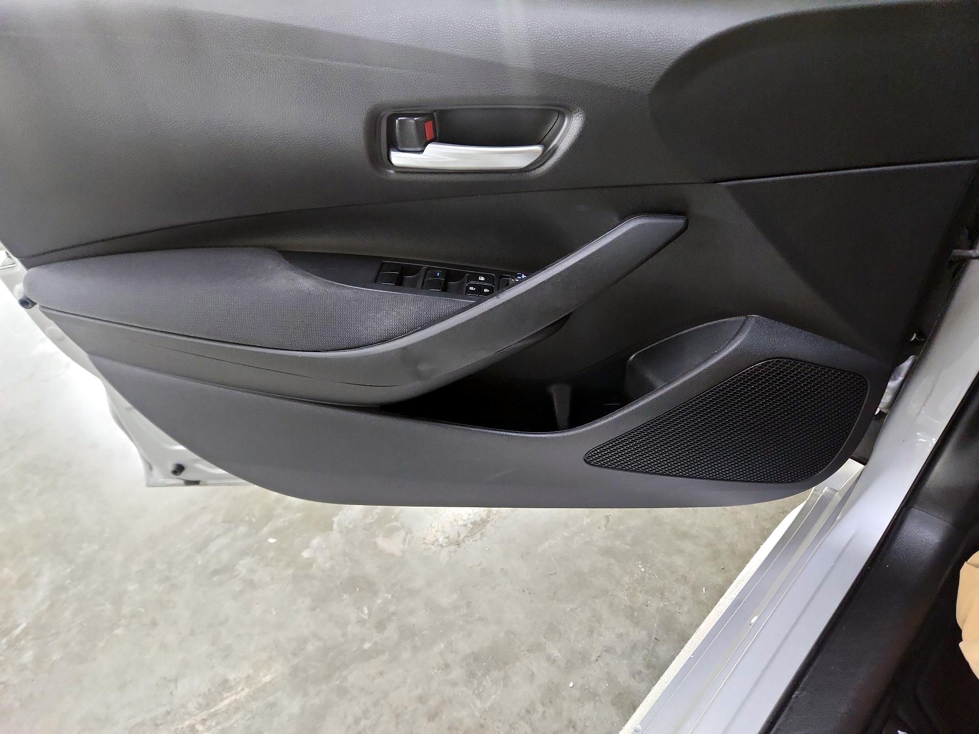 Thumbnail: 2021 Toyota Corolla - 12