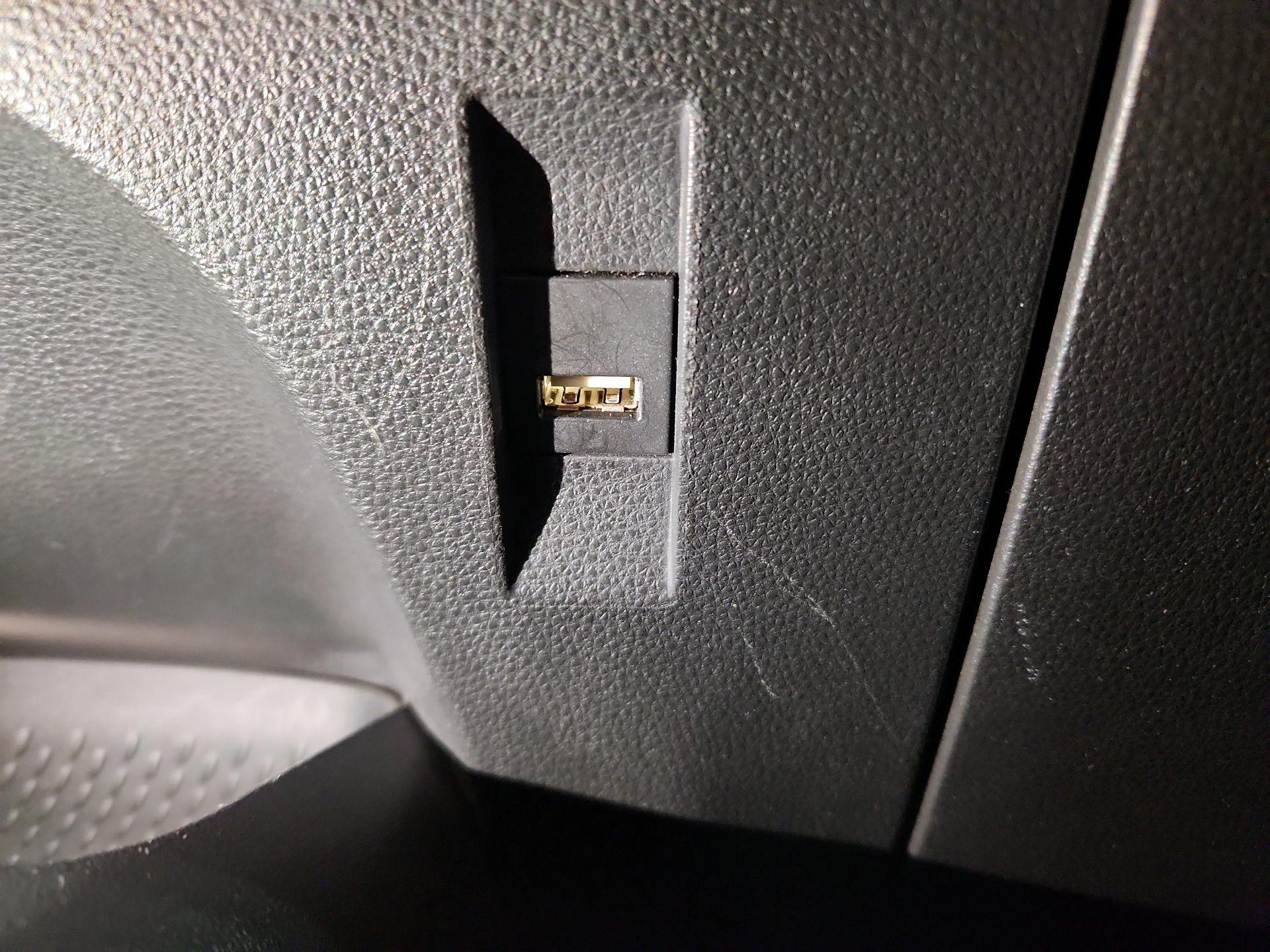 Thumbnail: 2021 Toyota Corolla - 17