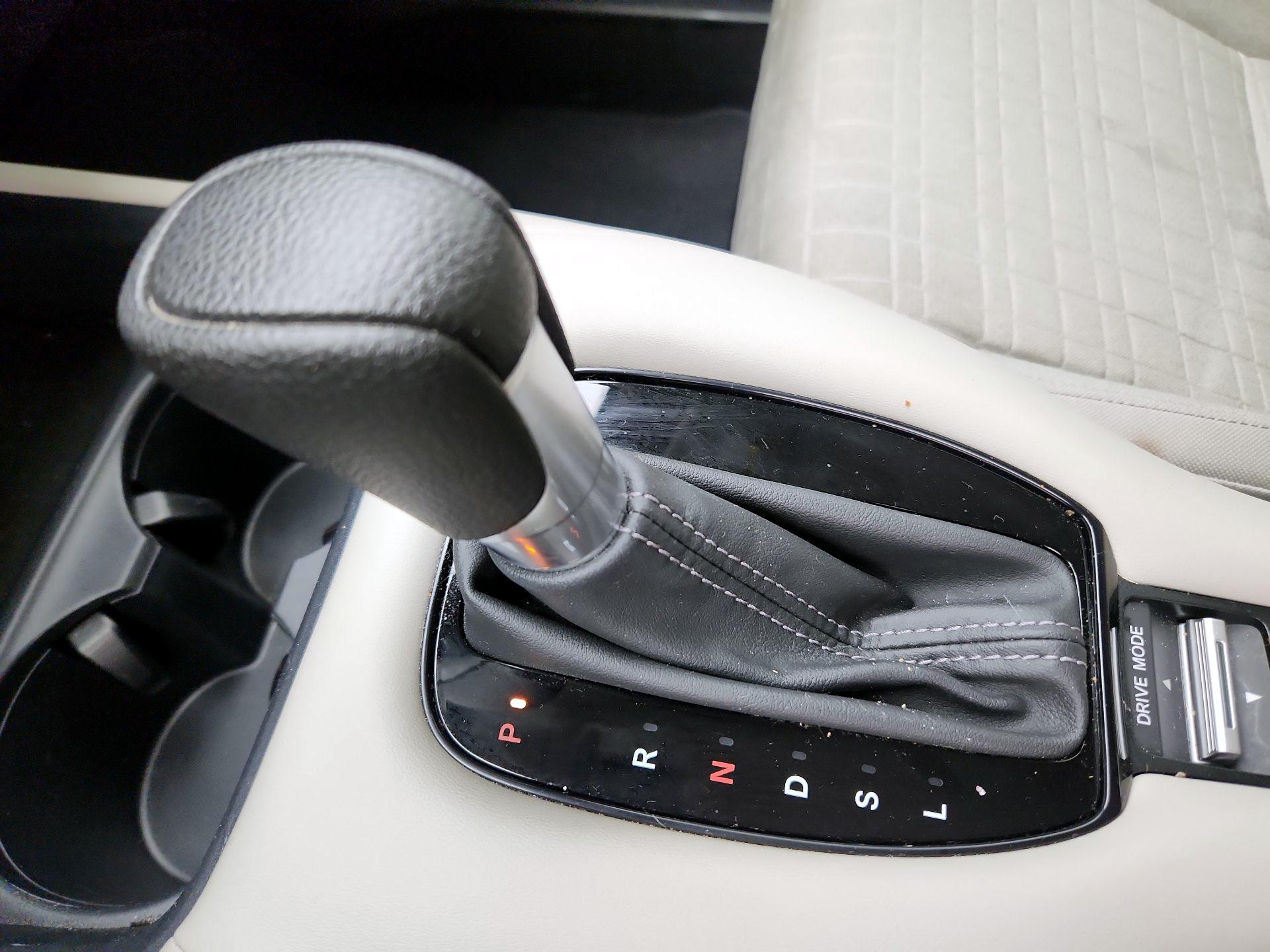 Thumbnail: 2023 Honda HR-V - 17