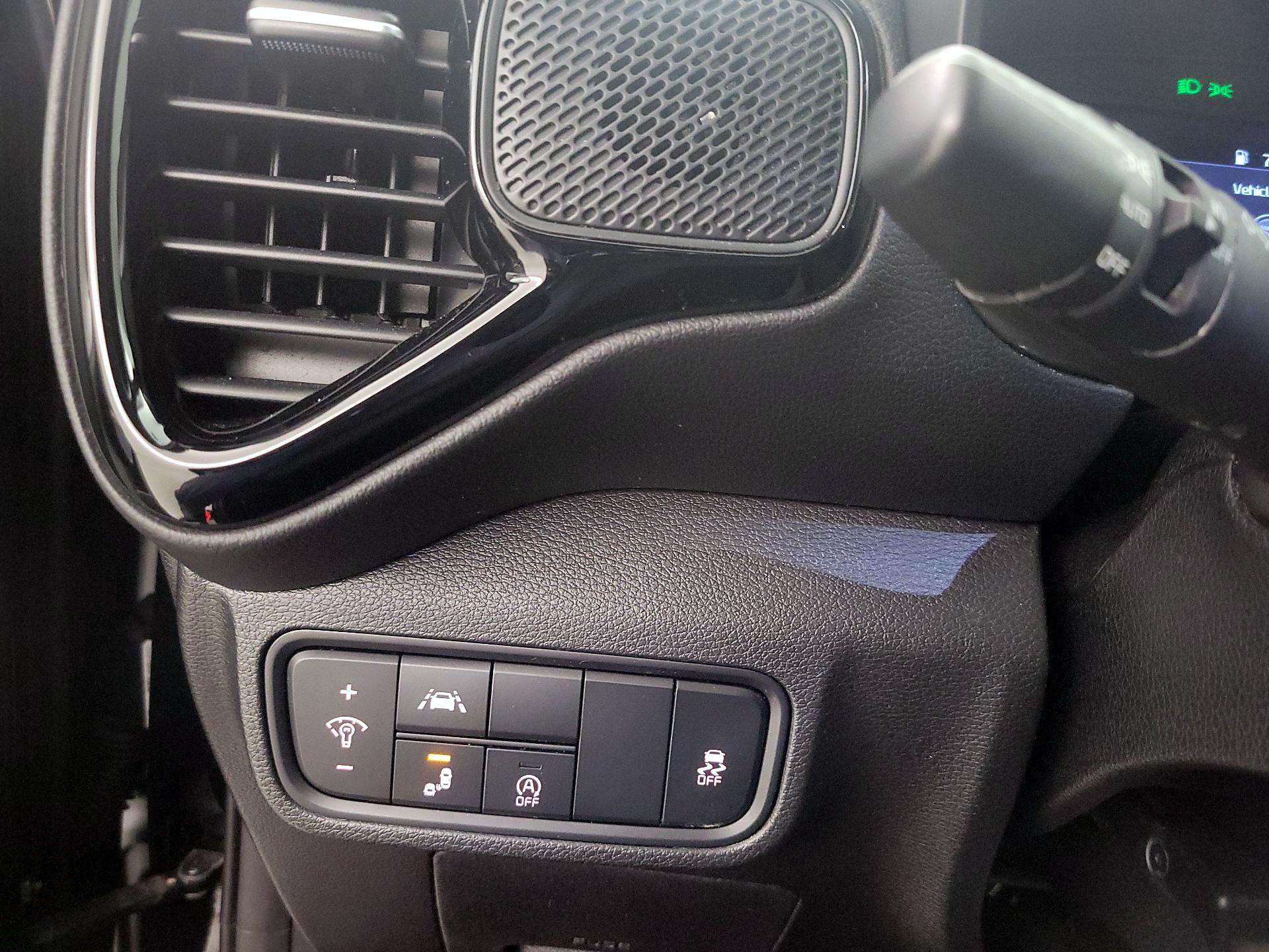 Thumbnail: 2021 Kia Soul - 13