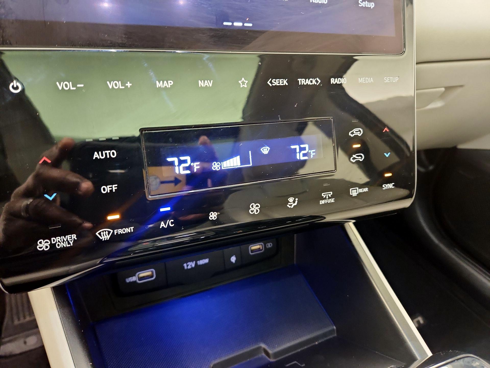 Thumbnail: 2022 Hyundai Tucson - 17