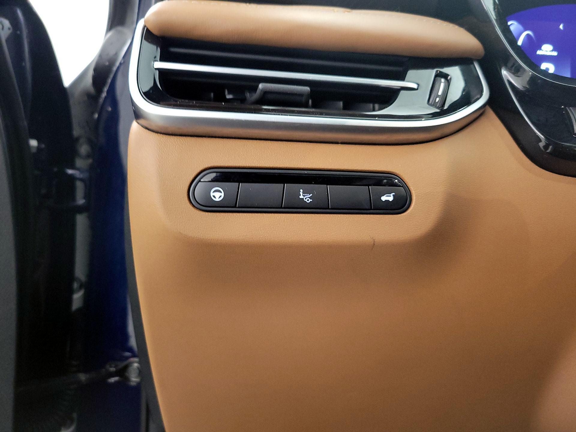 Thumbnail: 2022 INFINITI QX60 - 11