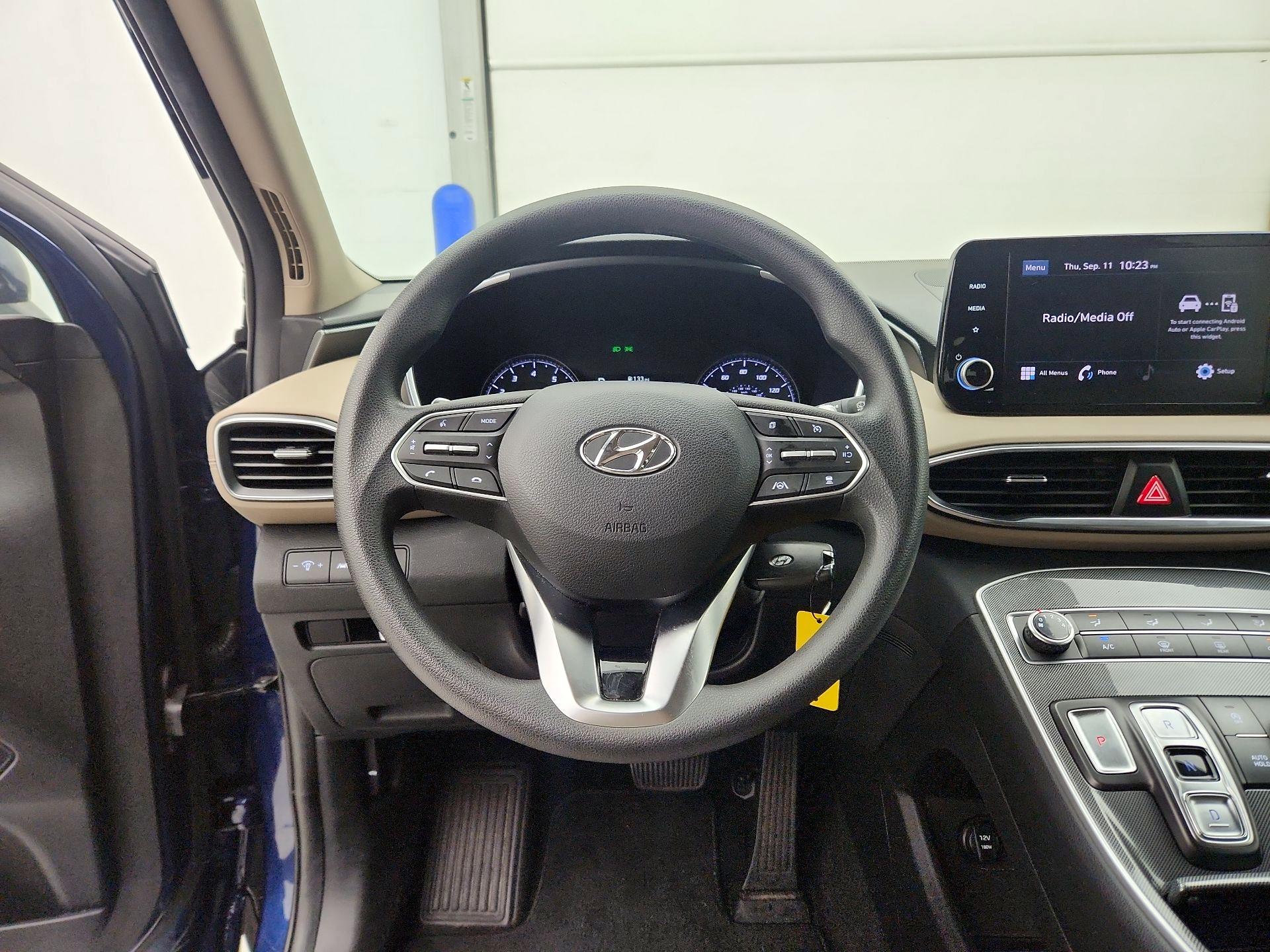 Thumbnail: 2023 Hyundai Santa Fe - 10