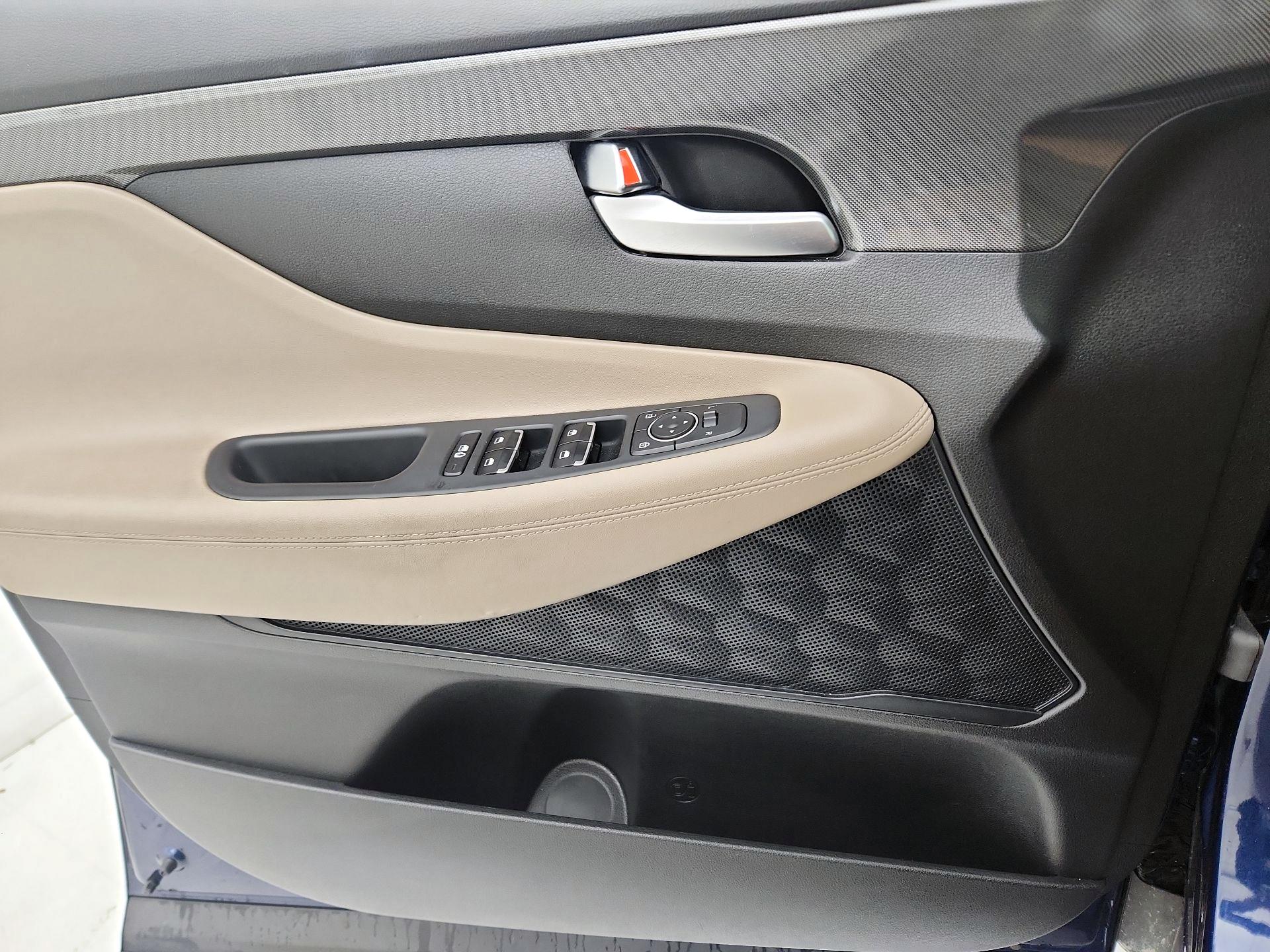 Thumbnail: 2023 Hyundai Santa Fe - 12