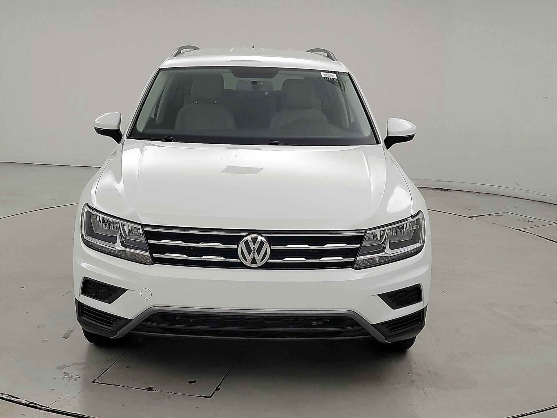 Thumbnail: 2020 Volkswagen Tiguan - 2