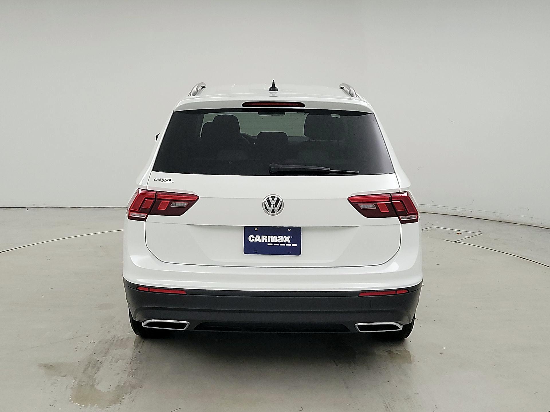 Thumbnail: 2020 Volkswagen Tiguan - 6