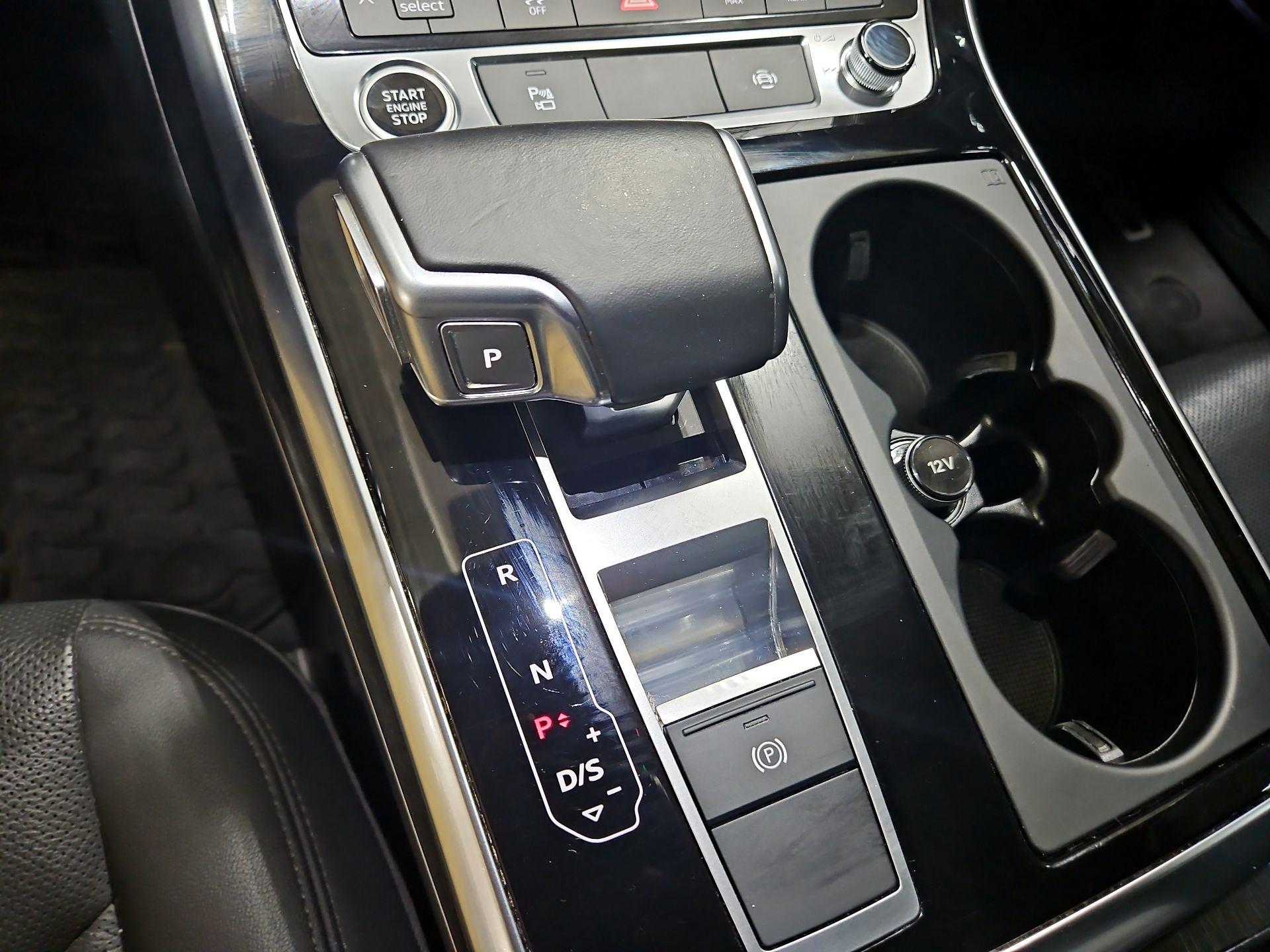 Thumbnail: 2021 Audi Q7 - 17