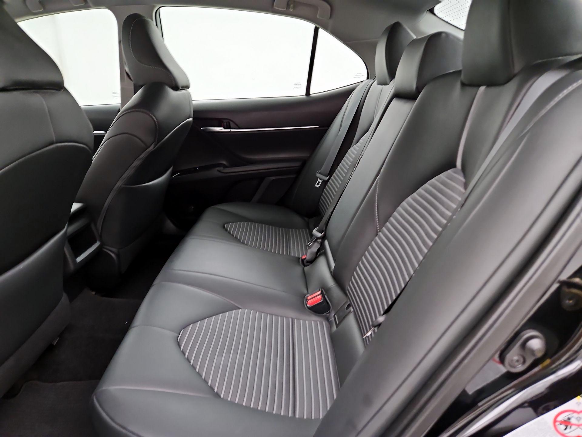 Thumbnail: 2019 Toyota Camry - 19