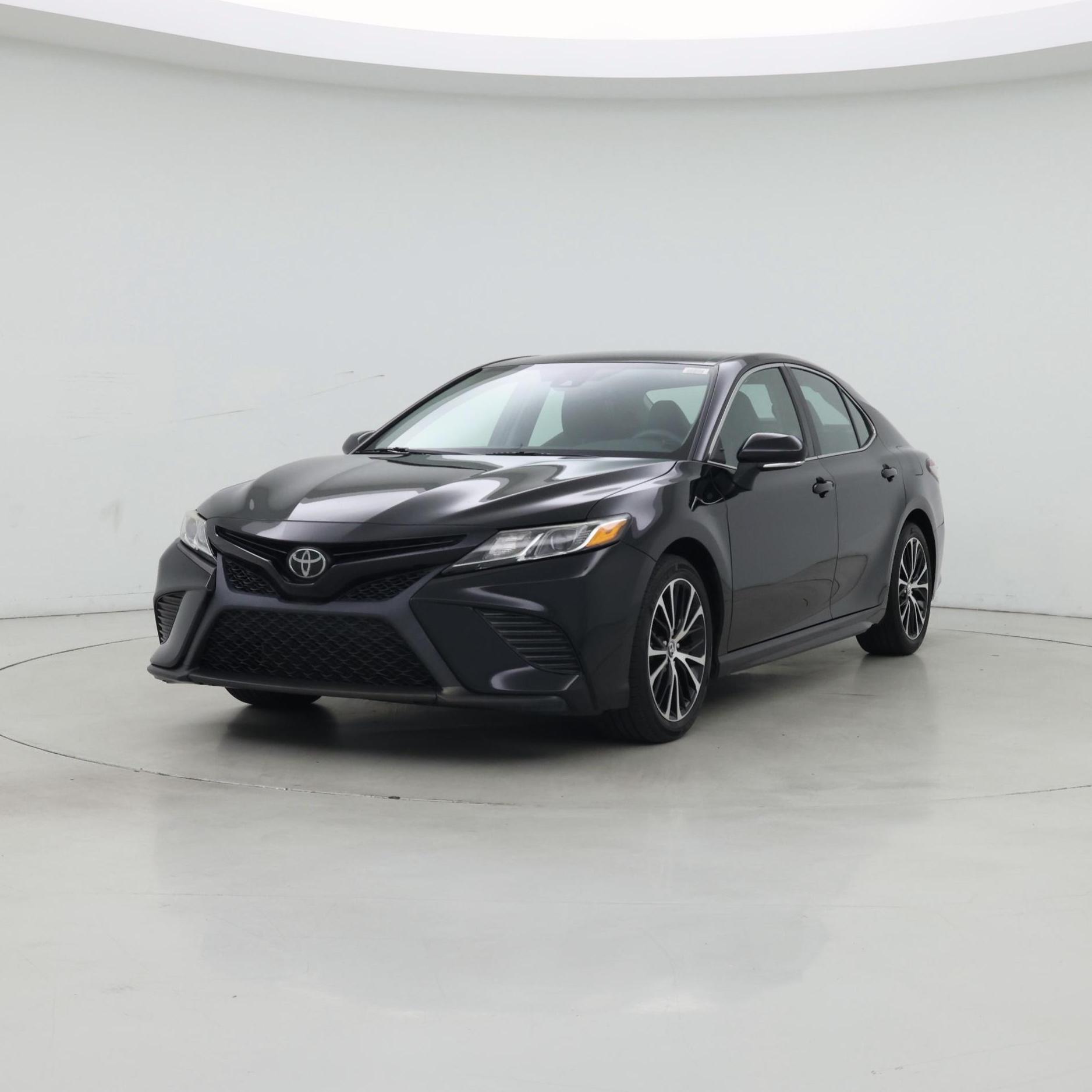 Thumbnail: 2019 Toyota Camry - 4