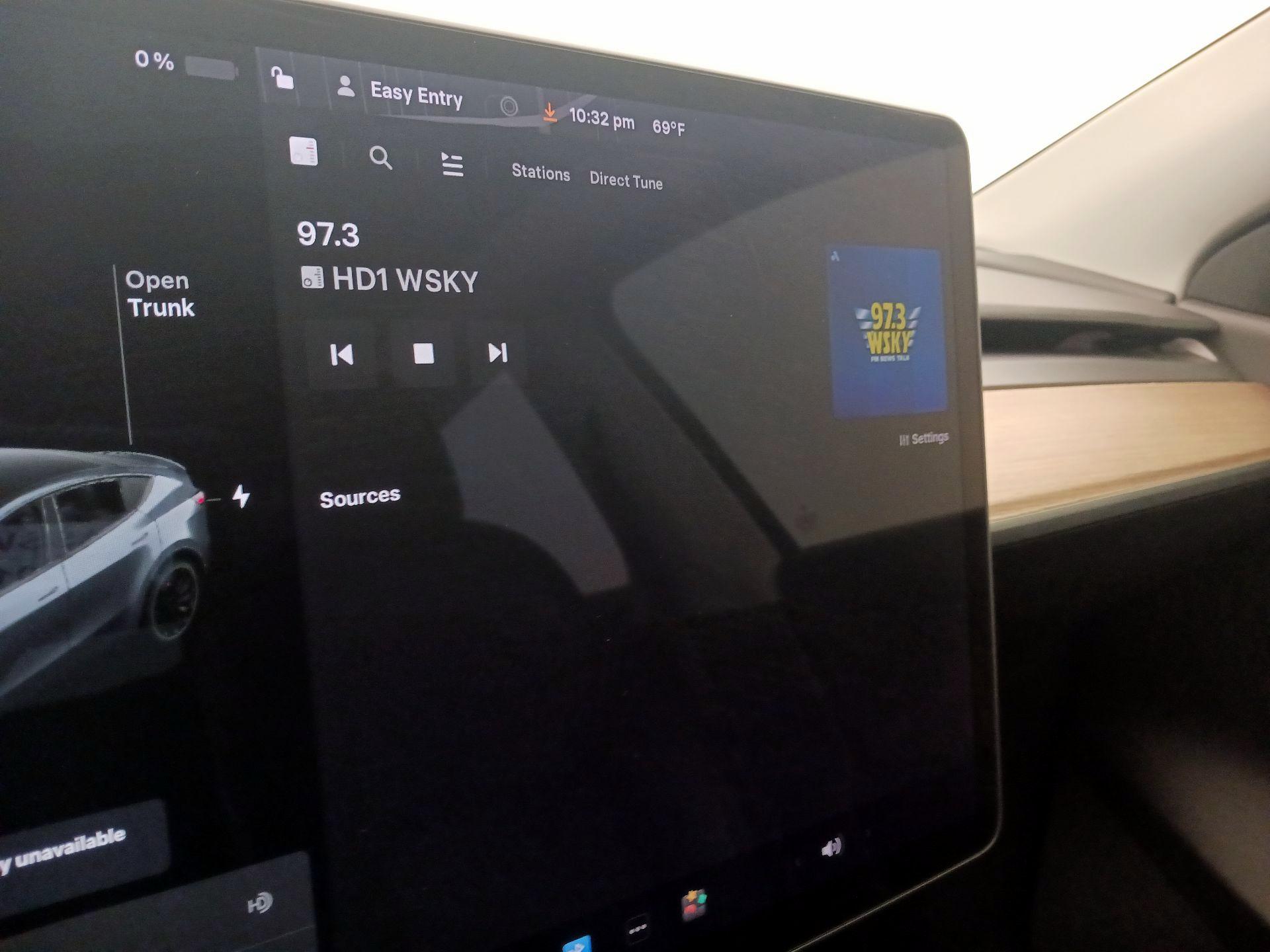 Thumbnail: 2022 Tesla Model Y - 15