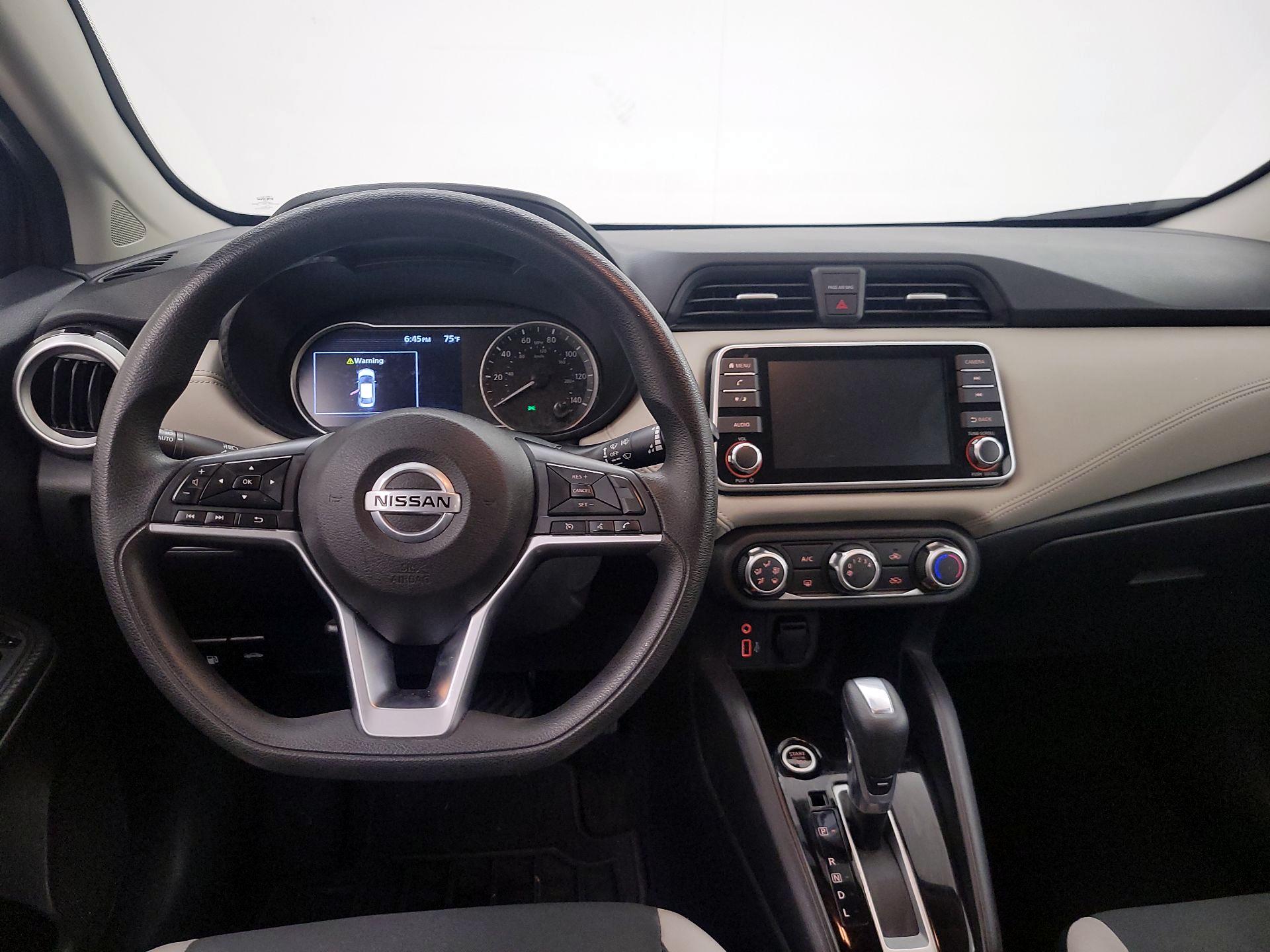 Thumbnail: 2020 Nissan Versa - 10