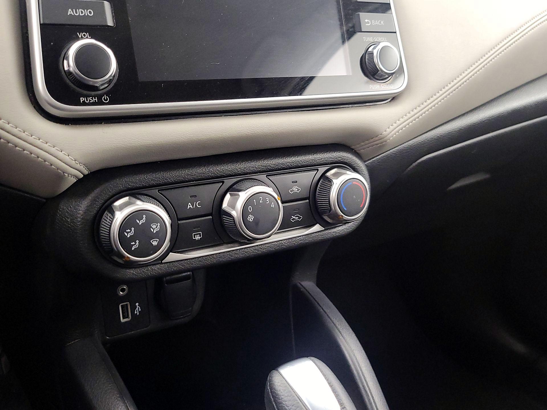 Thumbnail: 2020 Nissan Versa - 15